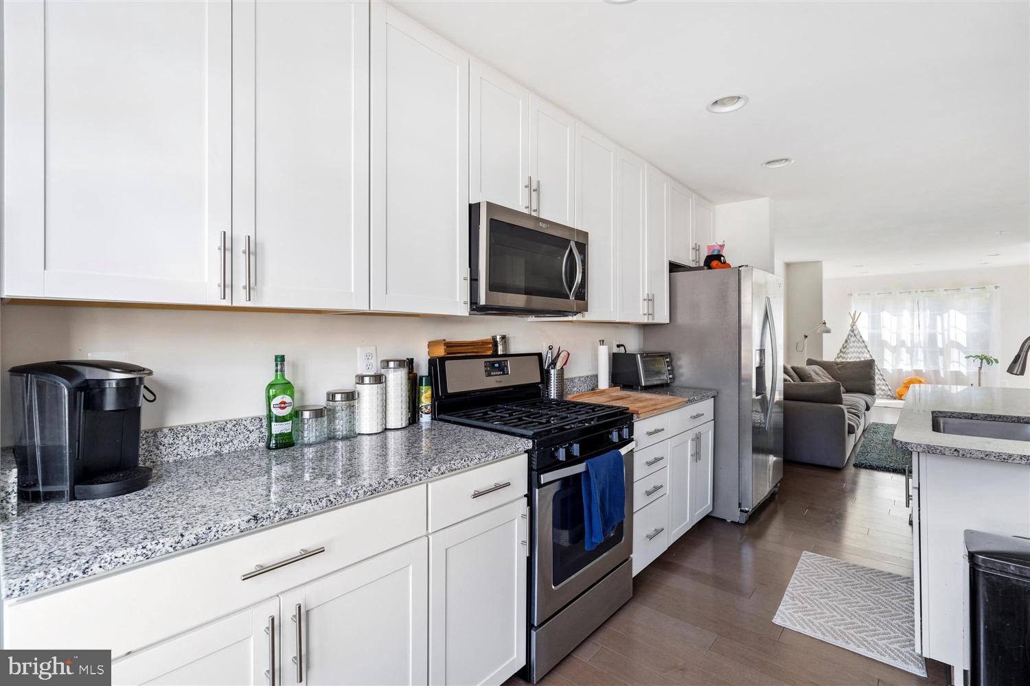 RAVENHURST - Residential