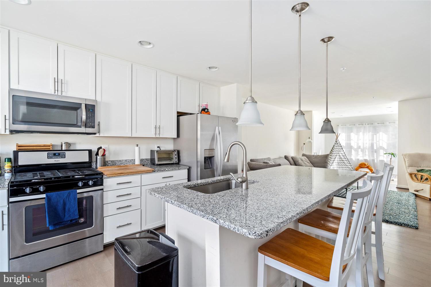 RAVENHURST - Residential