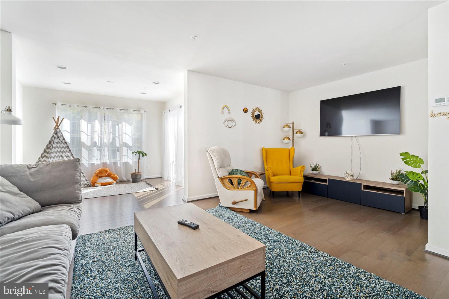 RAVENHURST - Residential