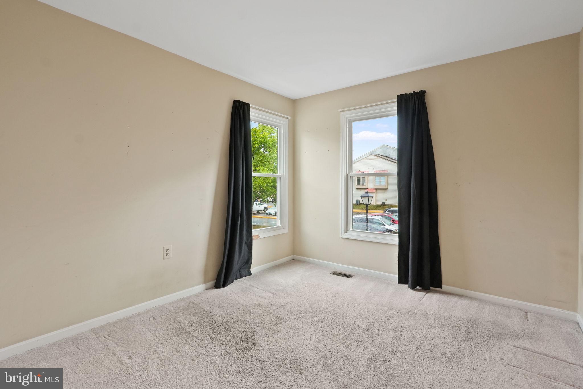 STONINGTON CONDOMINIUMS - Residential