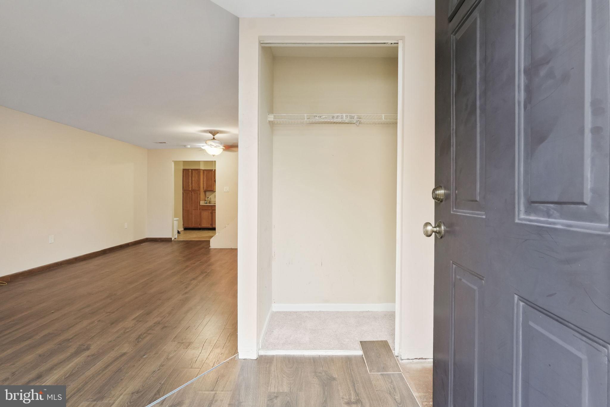 STONINGTON CONDOMINIUMS - Residential