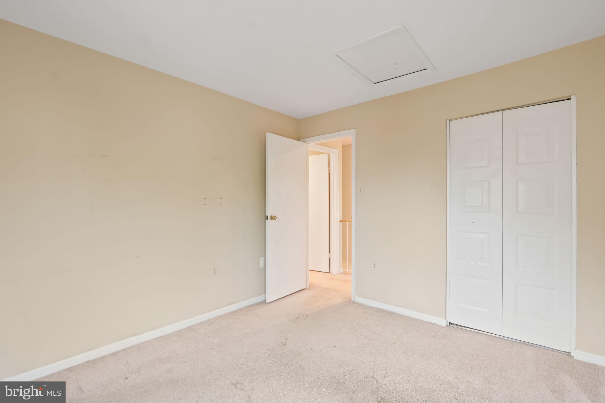 STONINGTON CONDOMINIUMS - Residential