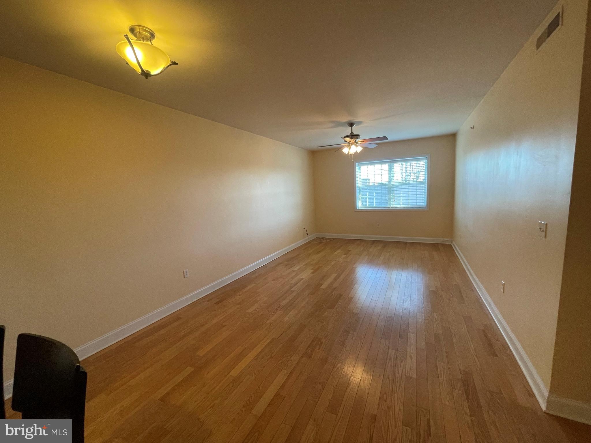CANALS END - Residential