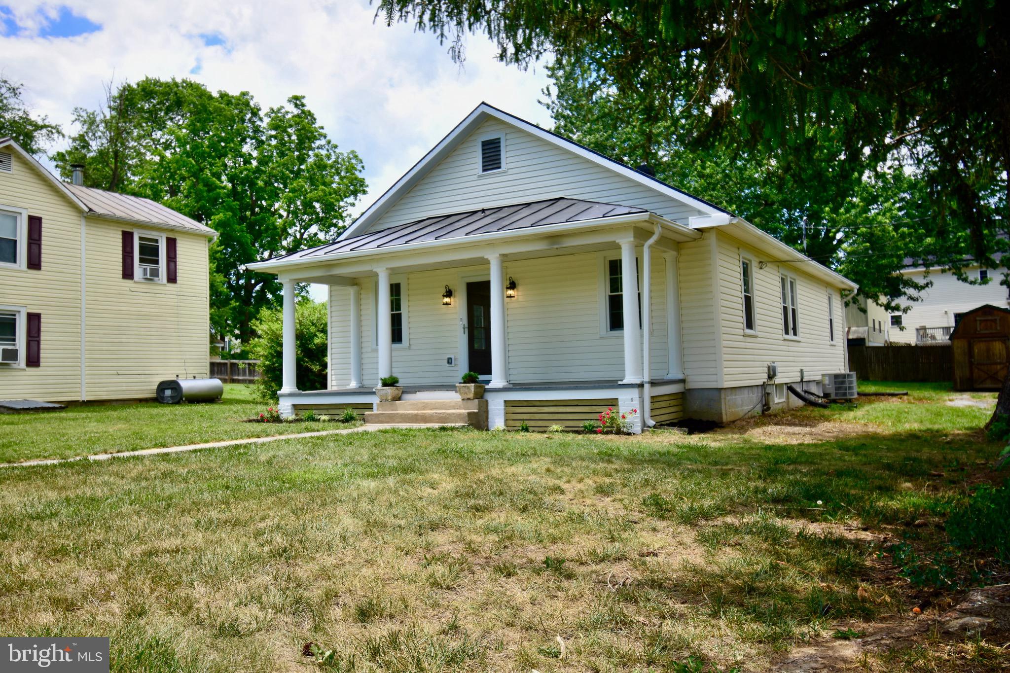 11 VIRGINIA AVENUE