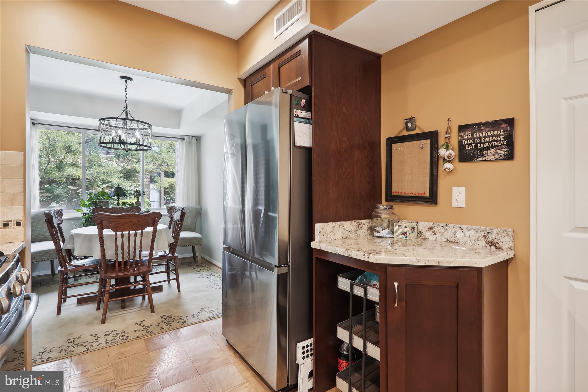 AMERICANA FINMARK - Residential