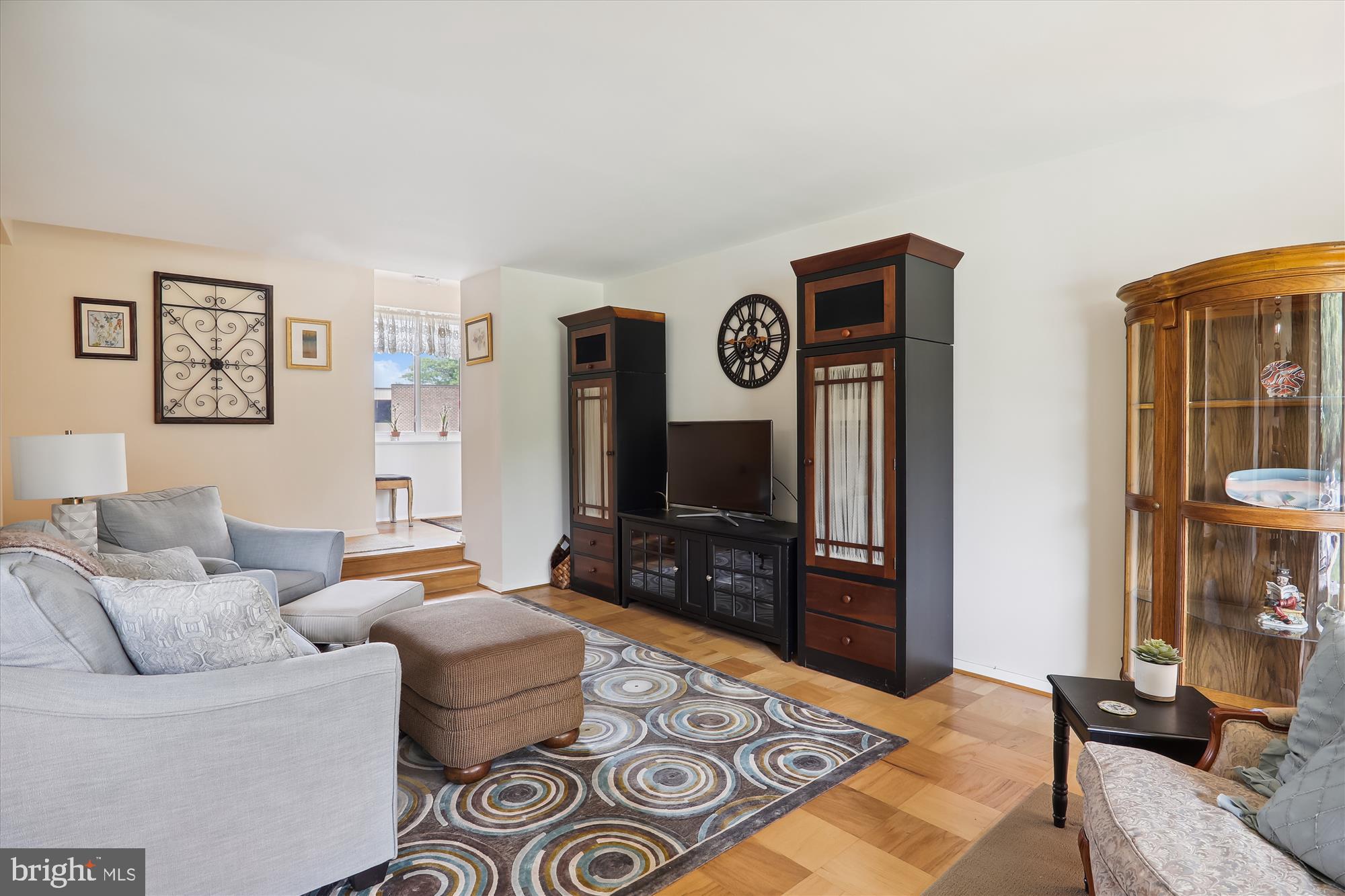 AMERICANA FINMARK - Residential