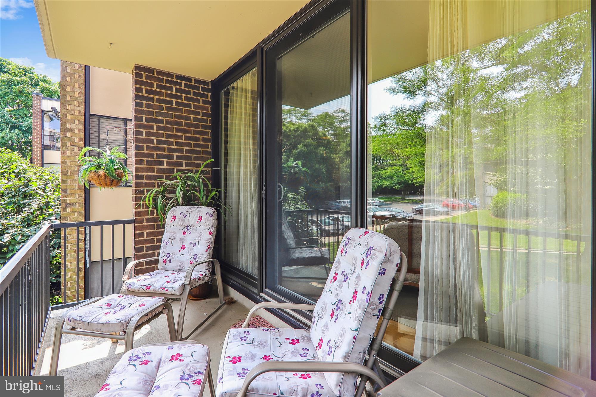 AMERICANA FINMARK - Residential