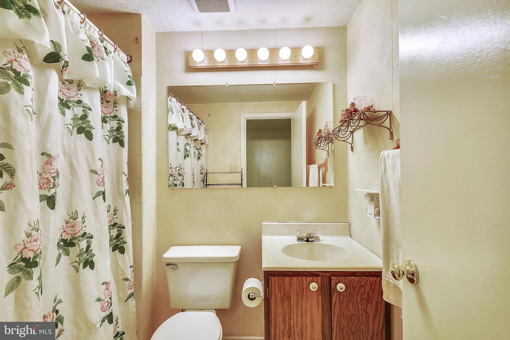 HERITAGE HILL CONDO - Residential