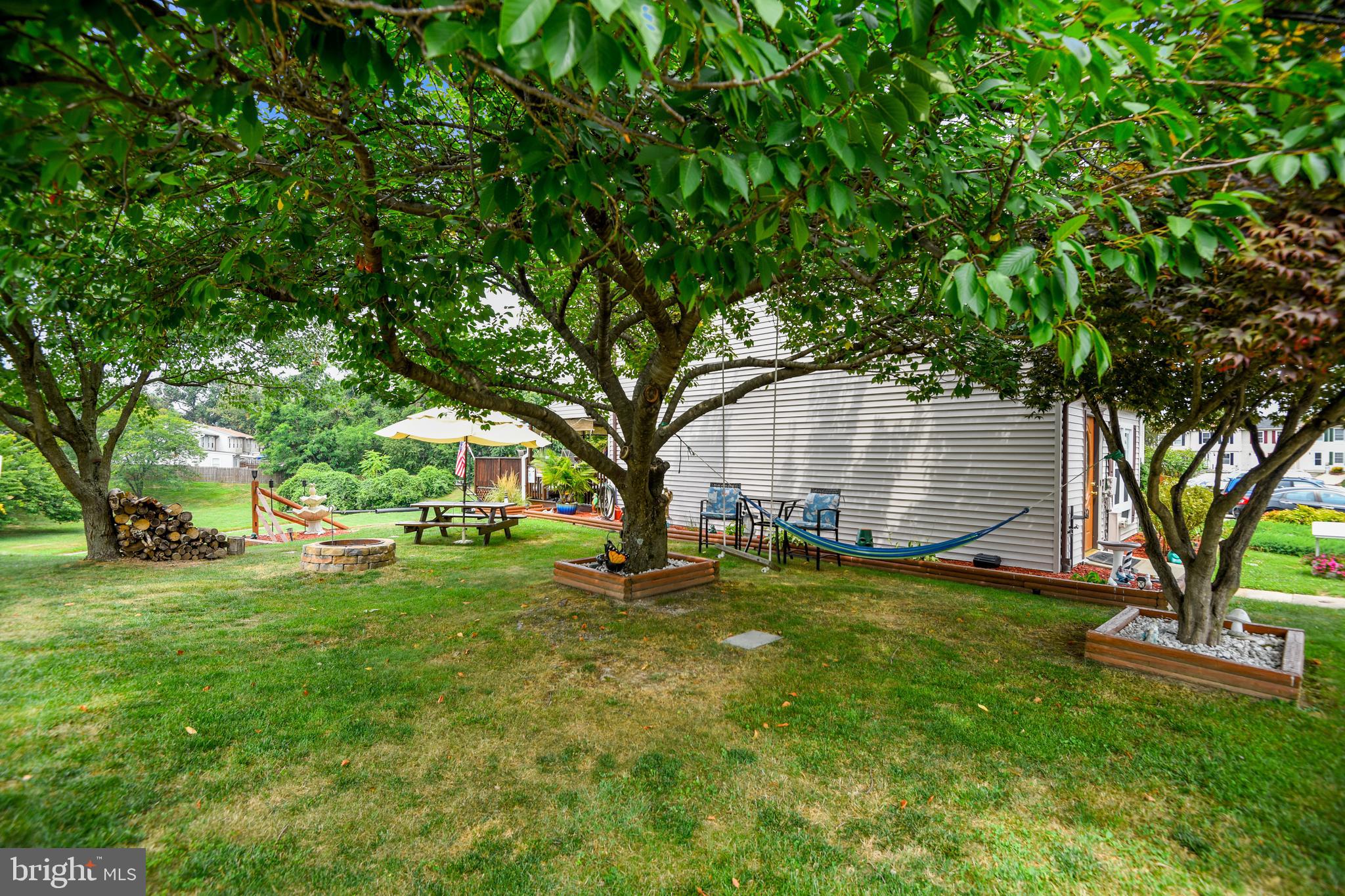 HERITAGE HILL CONDO - Residential