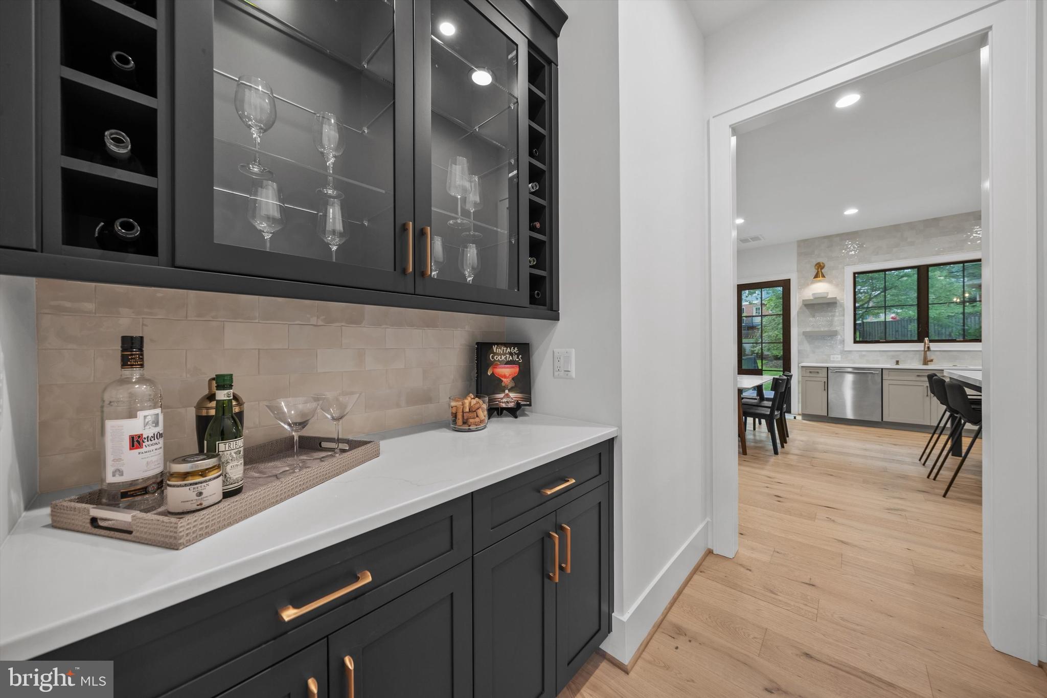 BERKSHIRE OAKWOOD - Residential