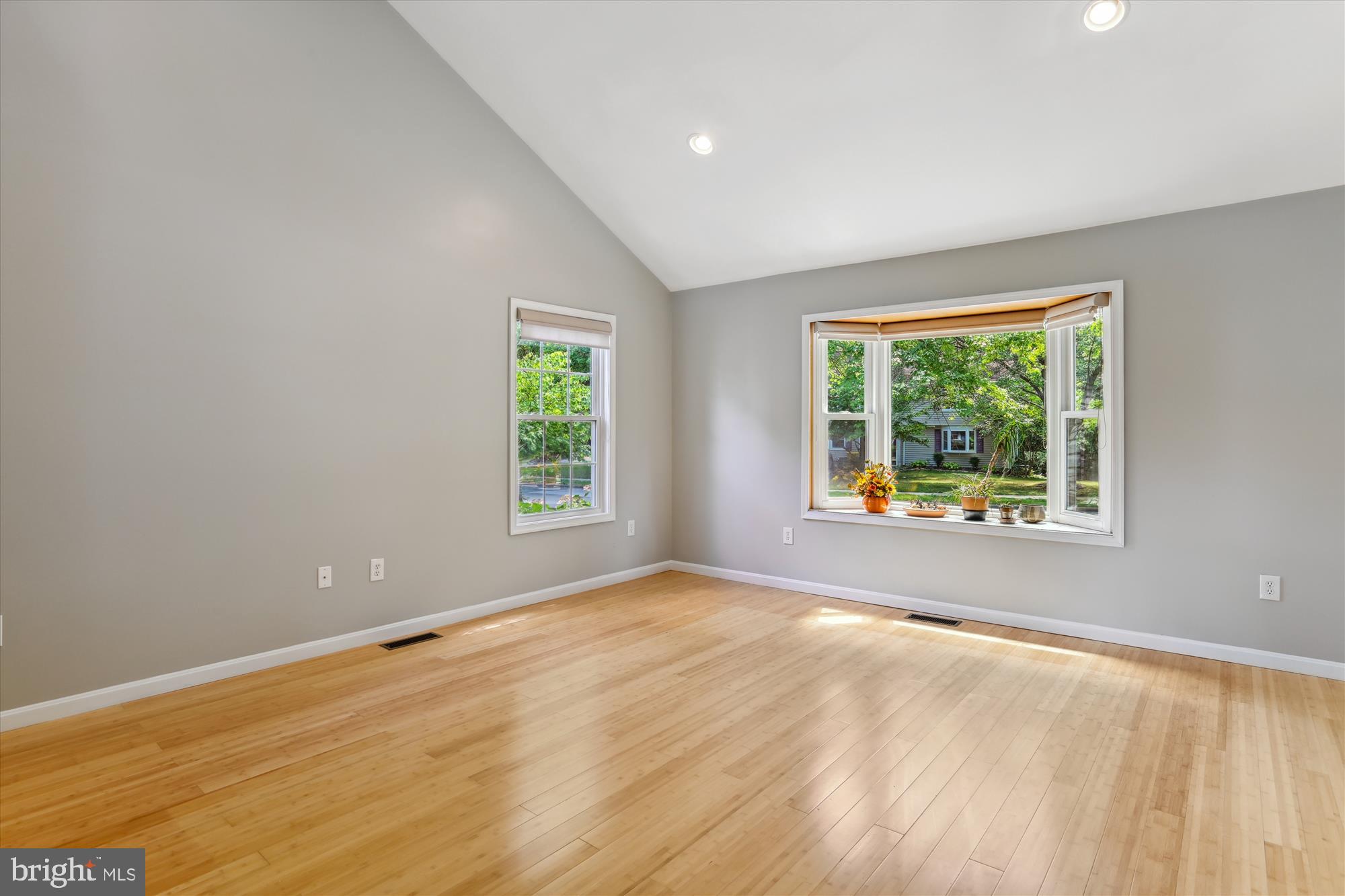 RIVERDALE FOREST - Residential