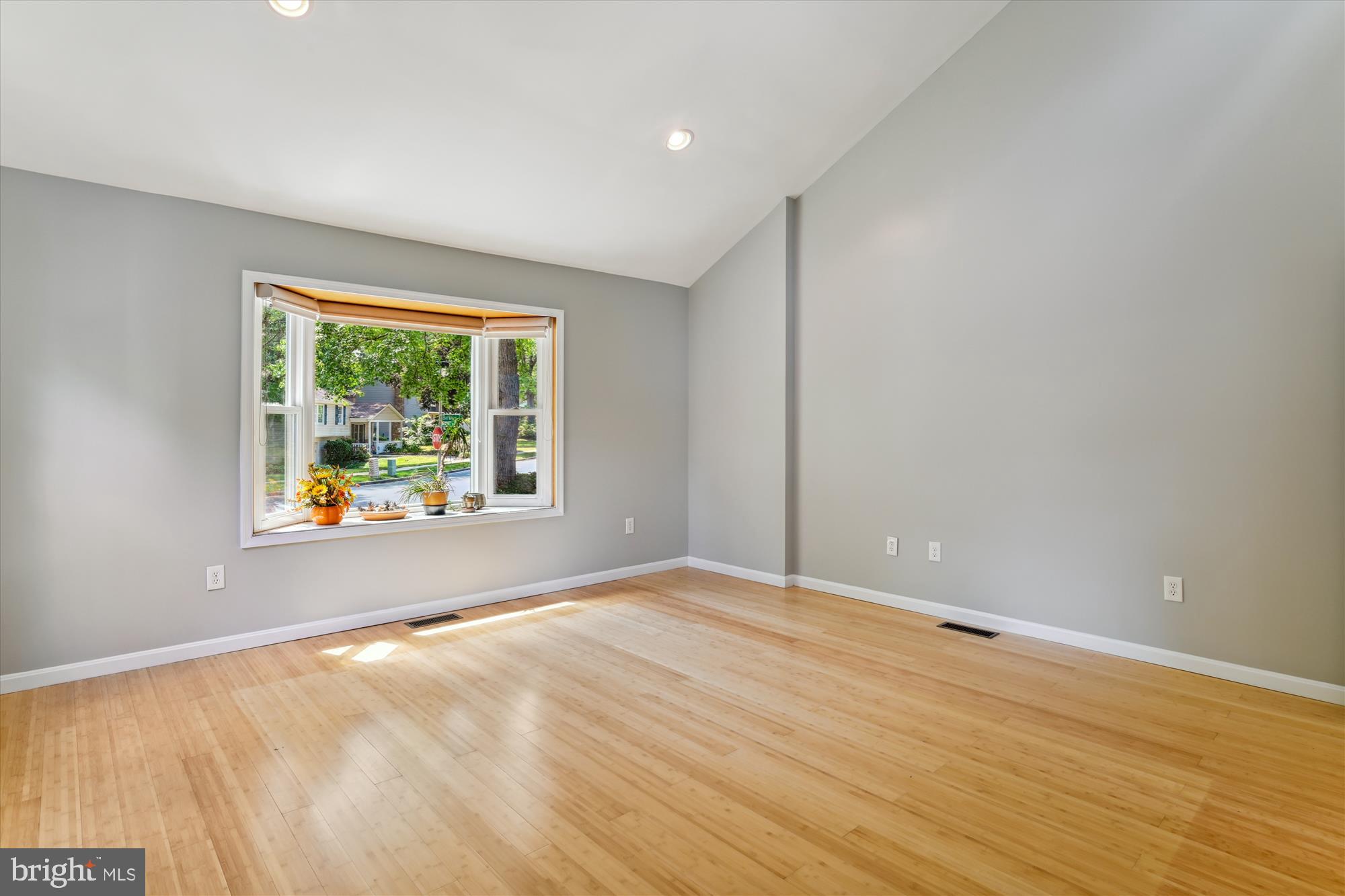 RIVERDALE FOREST - Residential