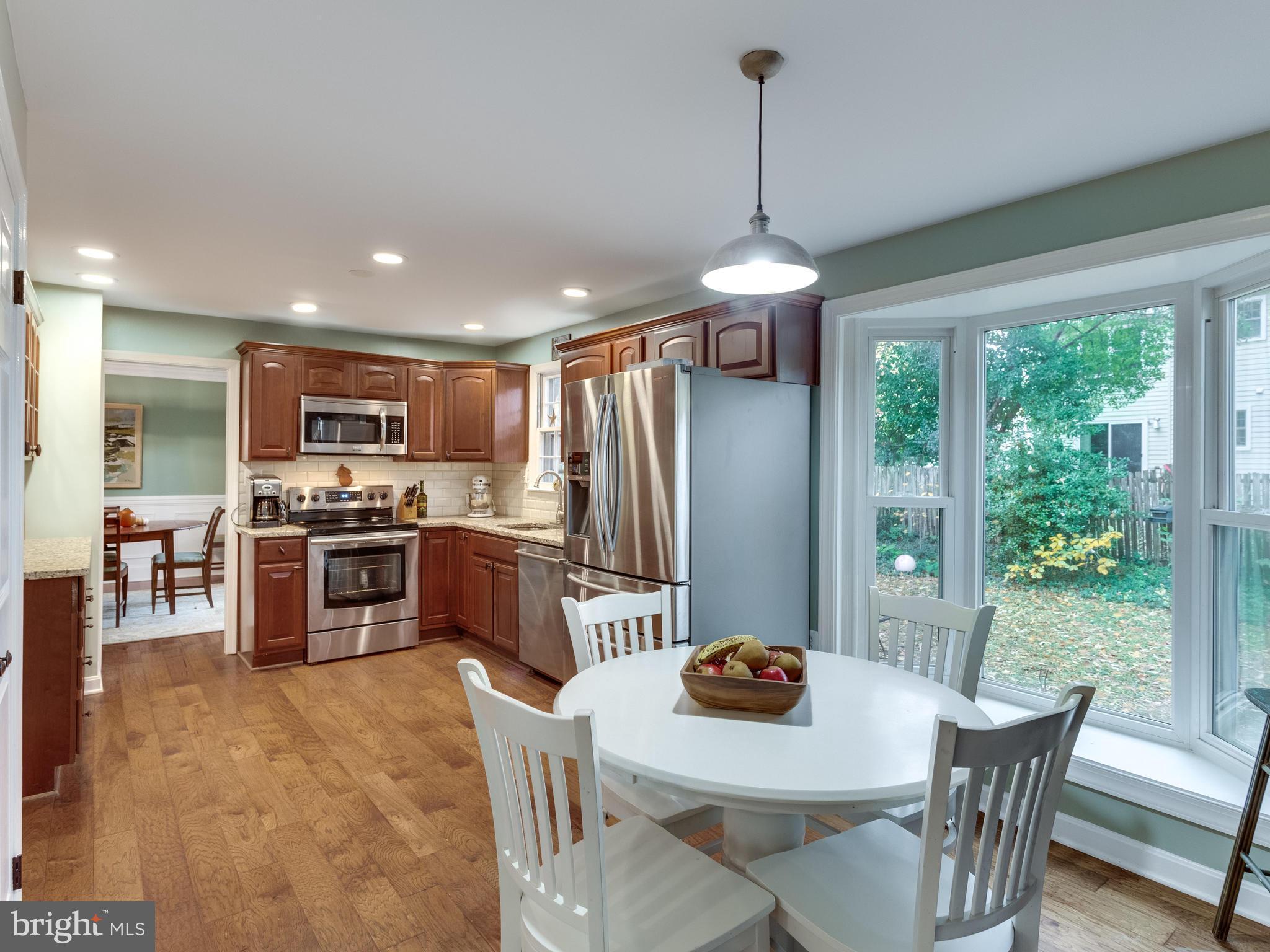 RIVERSIDE - Residential Lease