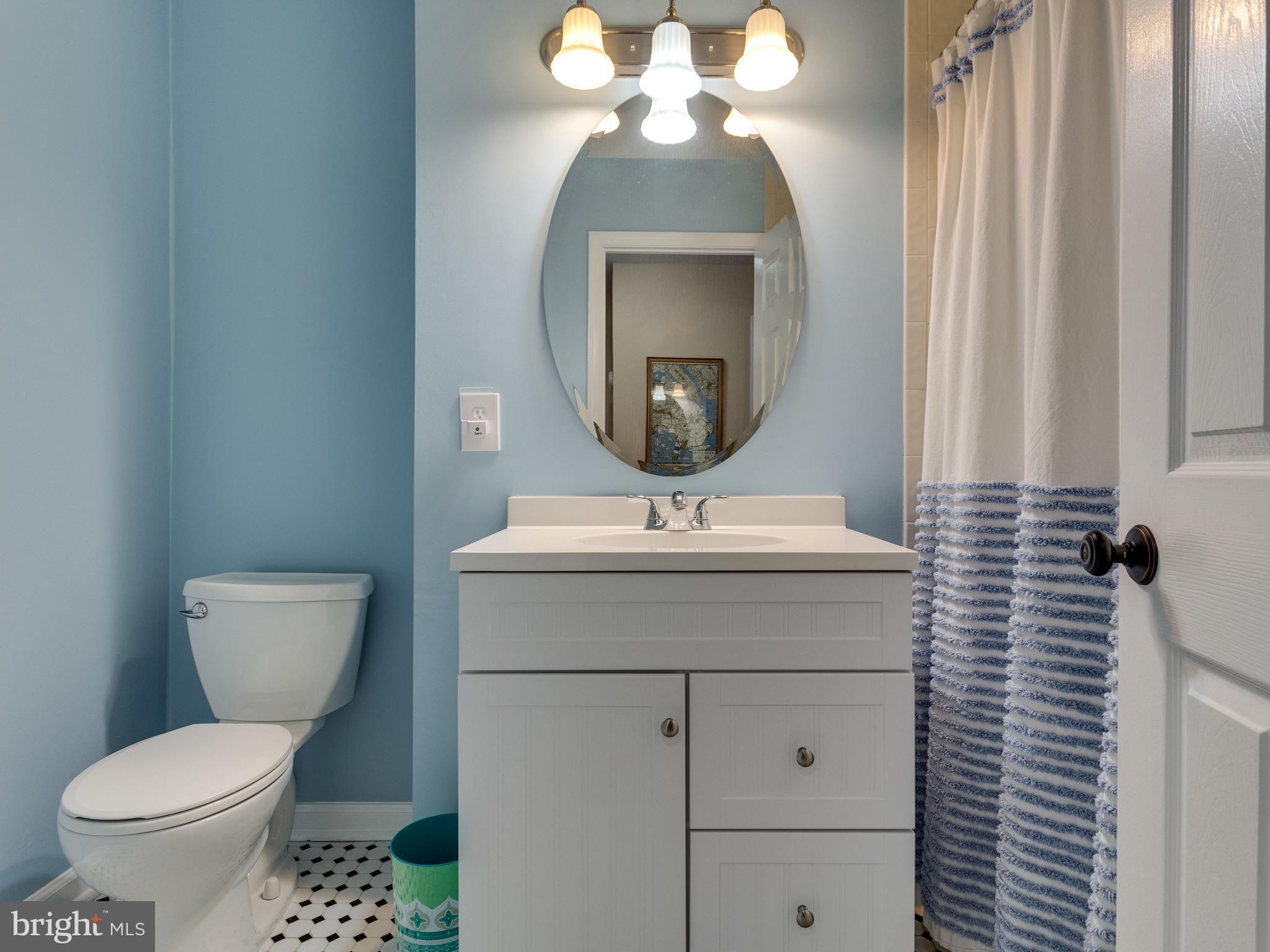 RIVERSIDE - Residential Lease