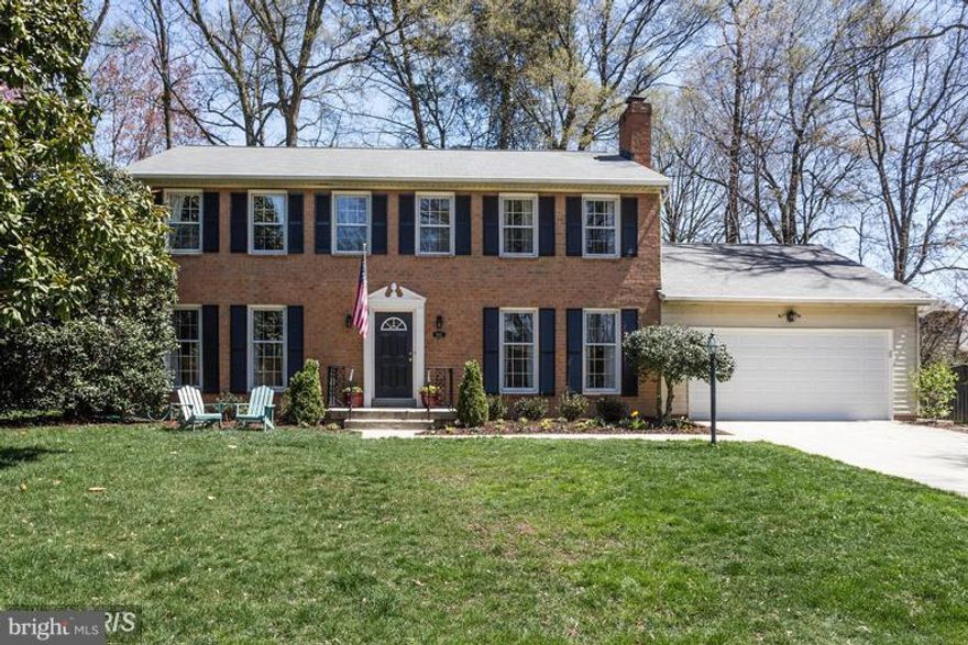 Hickory hardwood floors lead you throughout this completely updated home in Stratford Landing. Fenced backyard & 2 car garage! Crown molding, recessed lighting, SS appliances, granite countertops, updated bathrooms, finished LL rec room, mud room & so much more! Walk to neighborhood schools. Less than a mile to GW Pkwy for an ideal commute to Old Town, Pentagon, DC, Ft. Belvoir, National Airport.