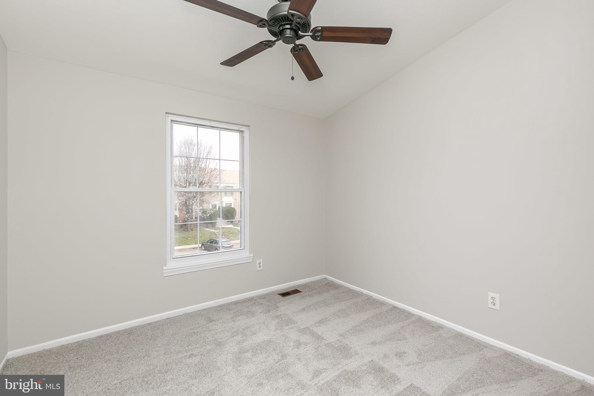 HUNT MEADOW - Residential