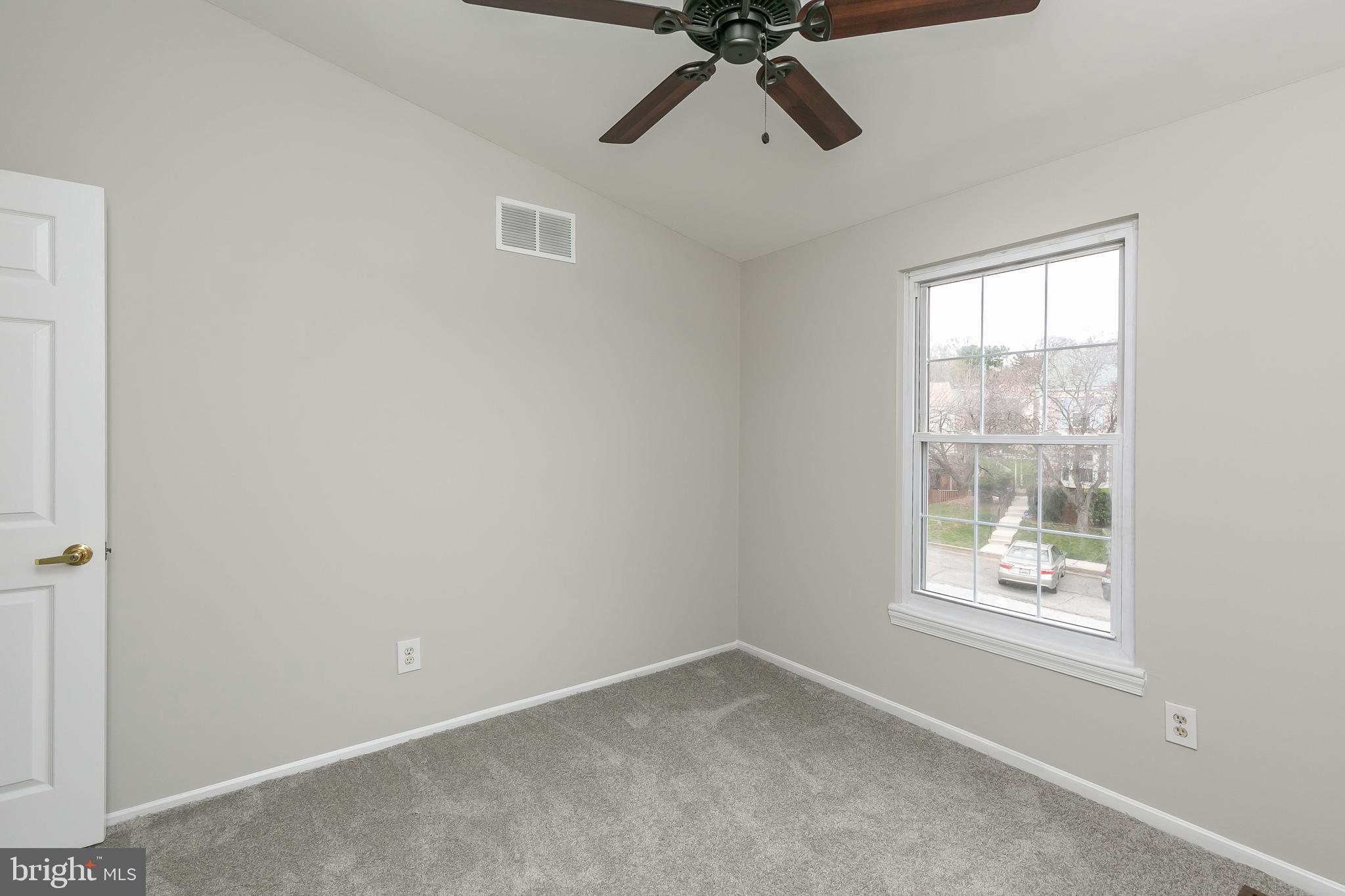 HUNT MEADOW - Residential