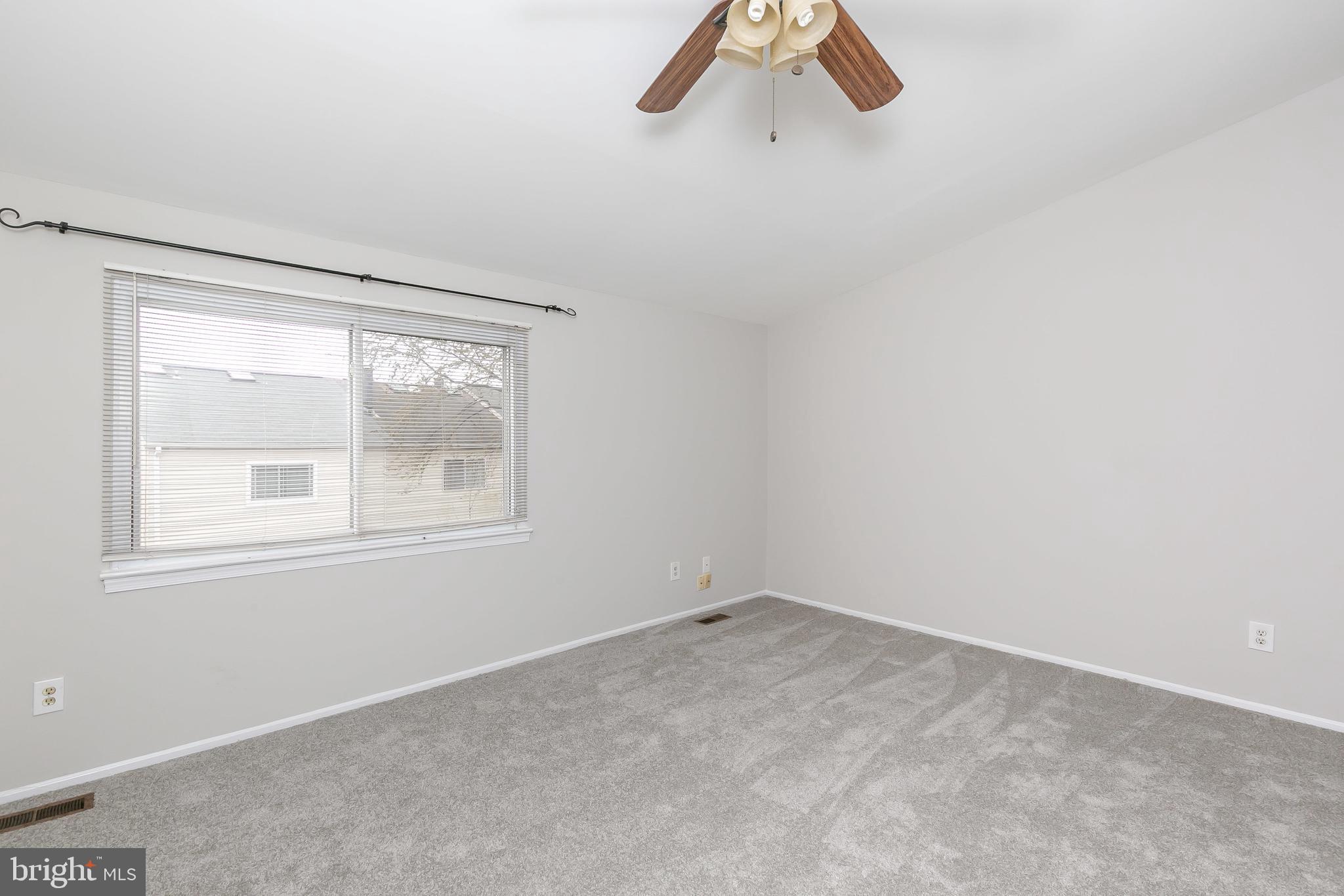 HUNT MEADOW - Residential