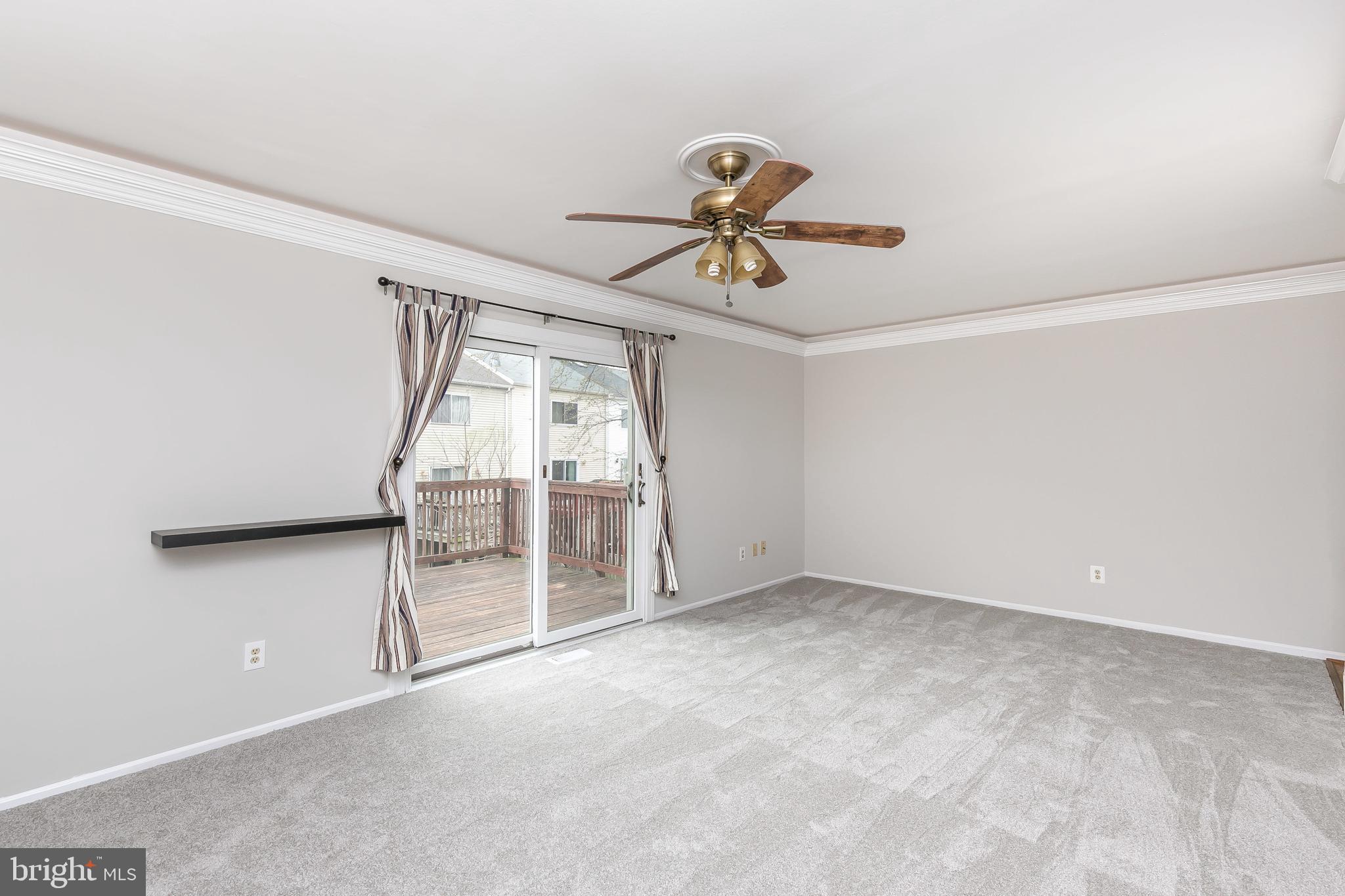 HUNT MEADOW - Residential