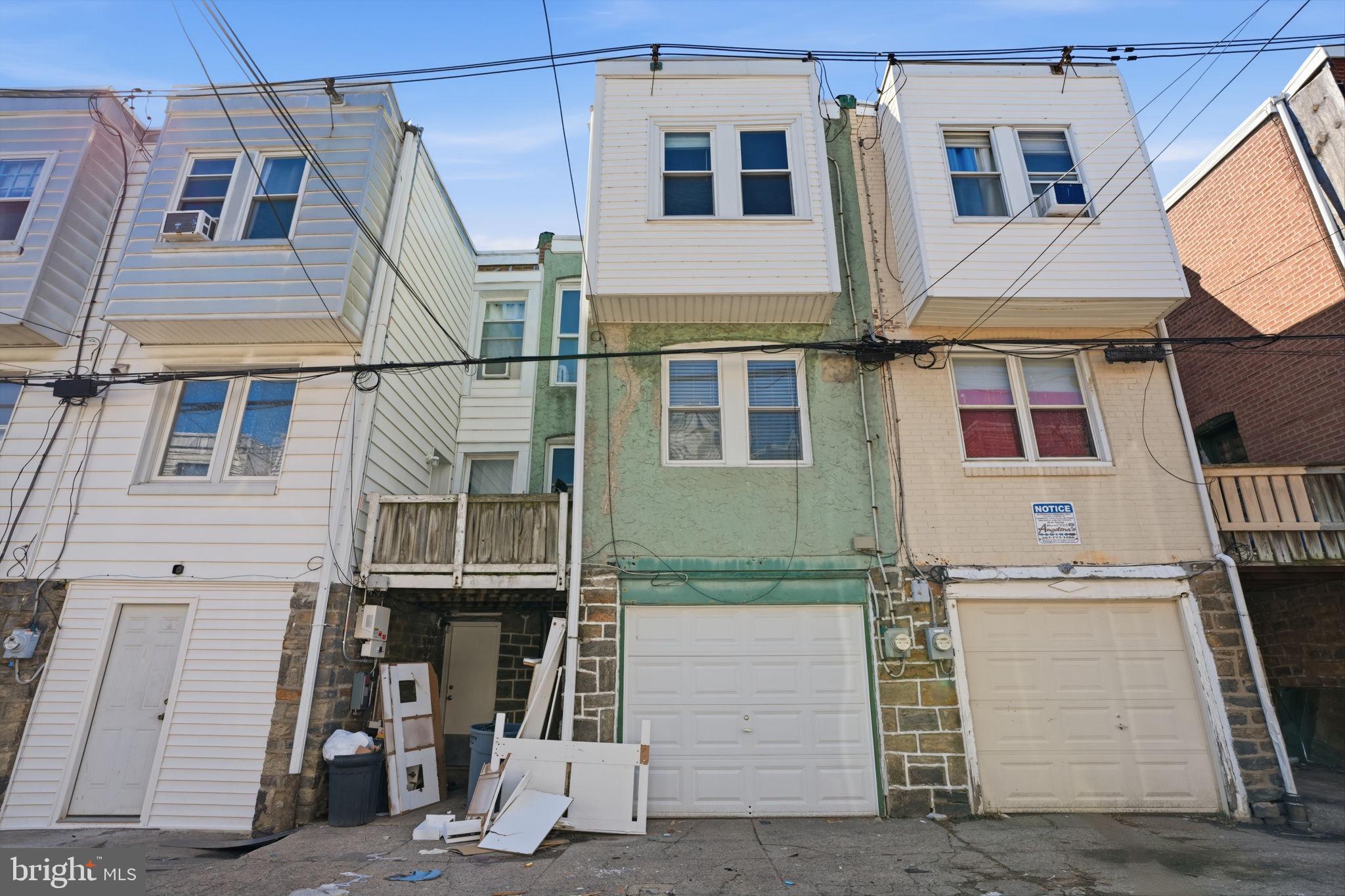 OXFORD CIRCLE - Residential