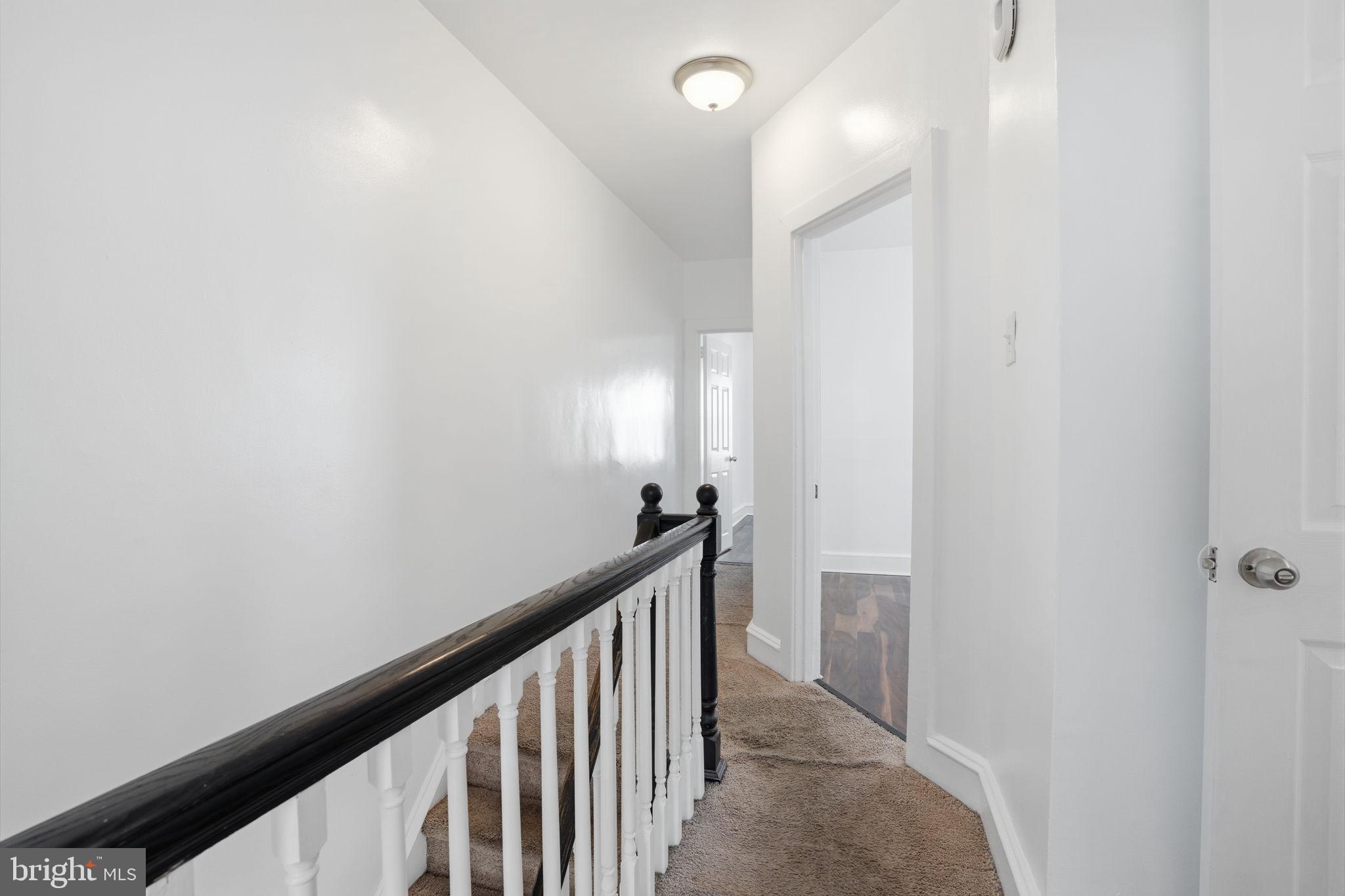 OXFORD CIRCLE - Residential