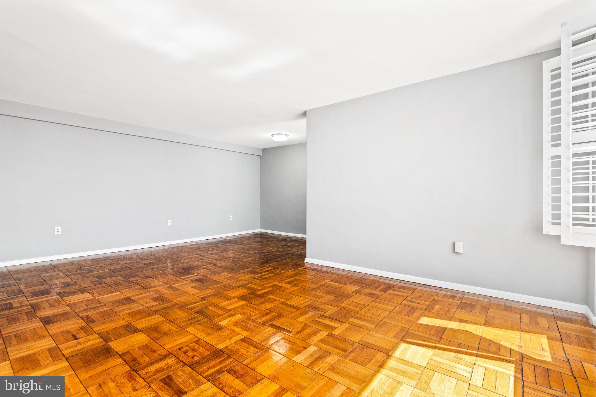 4100 W STREET NW 306