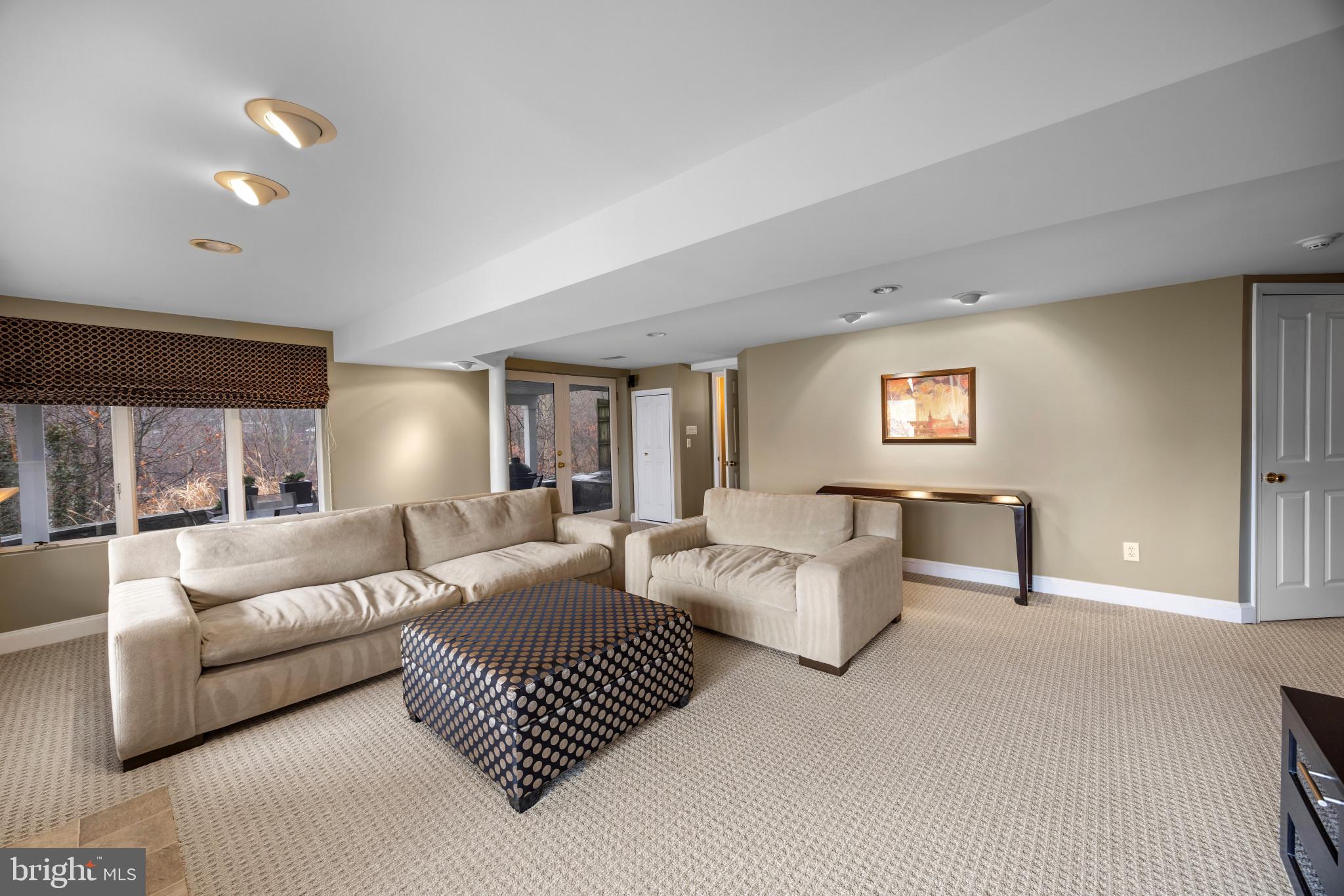 EPPING FOREST - Residential