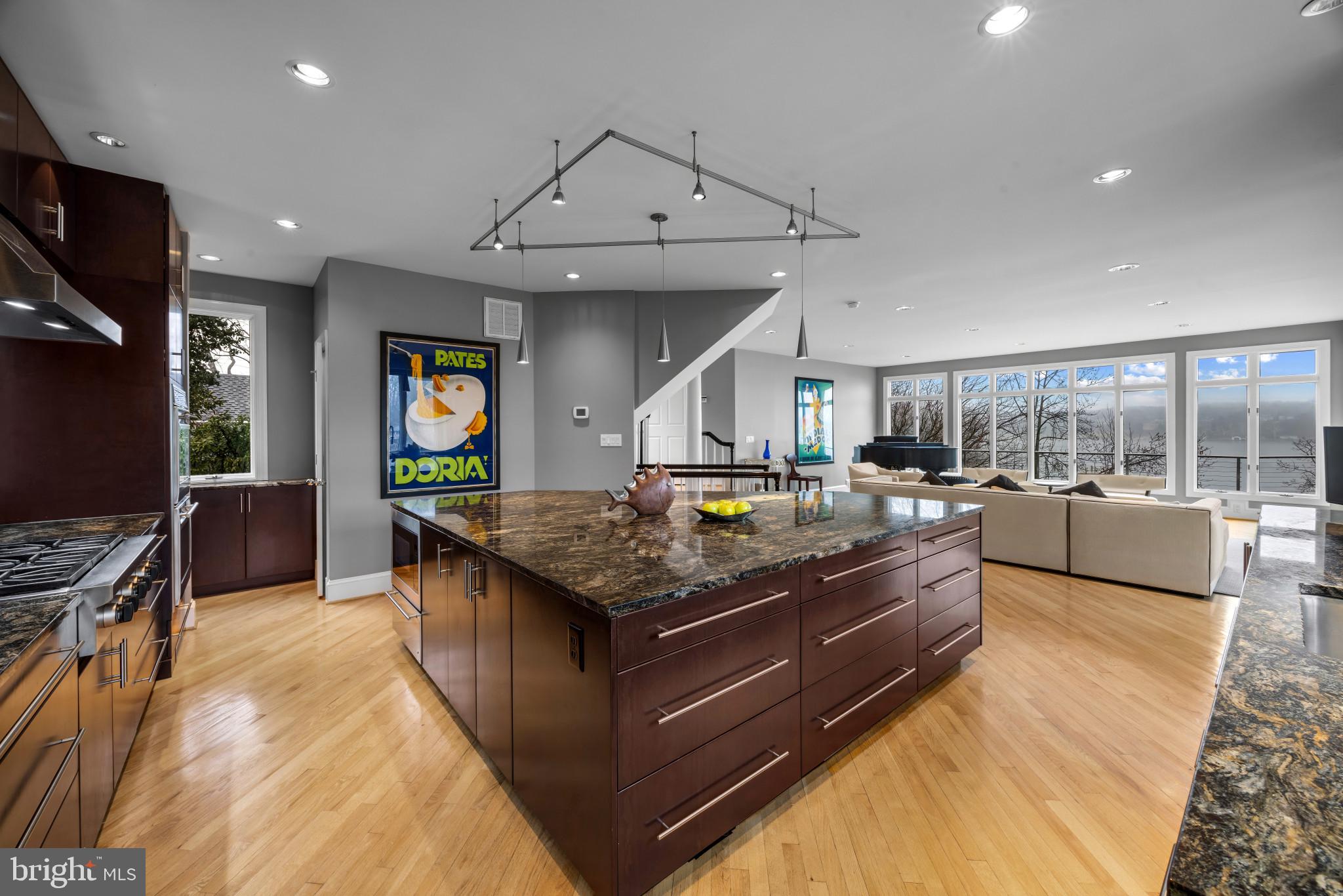 EPPING FOREST - Residential