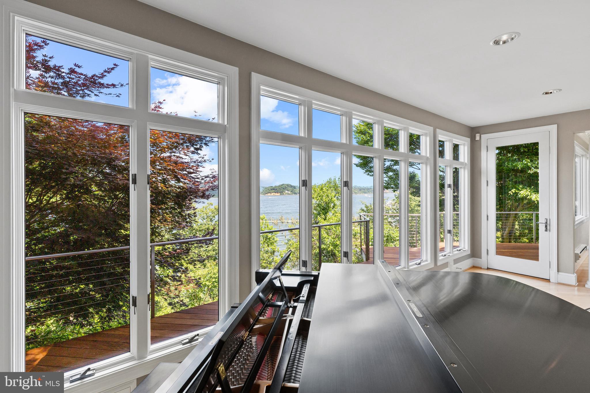 EPPING FOREST - Residential