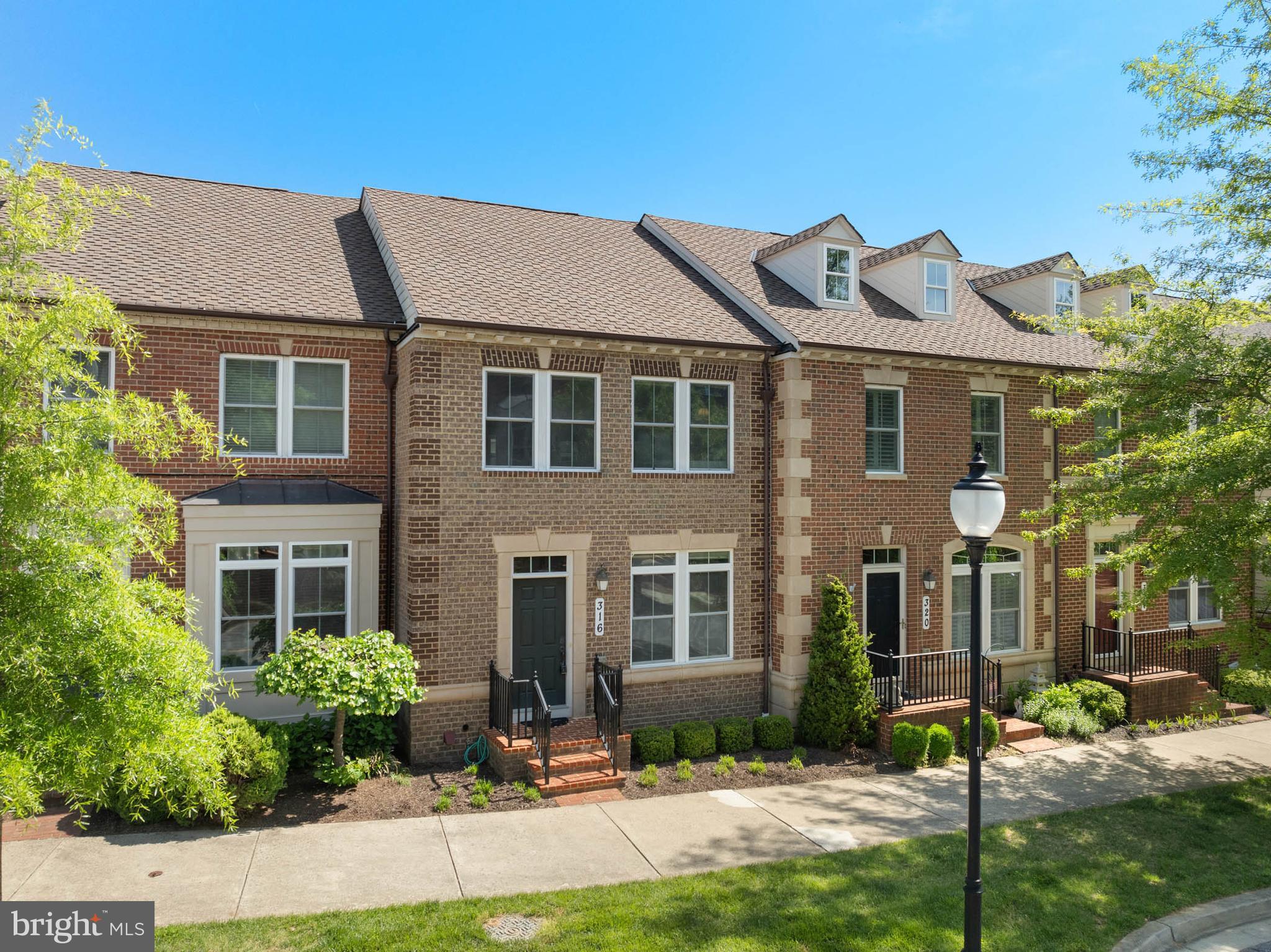 316 PARKVIEW AVENUE
