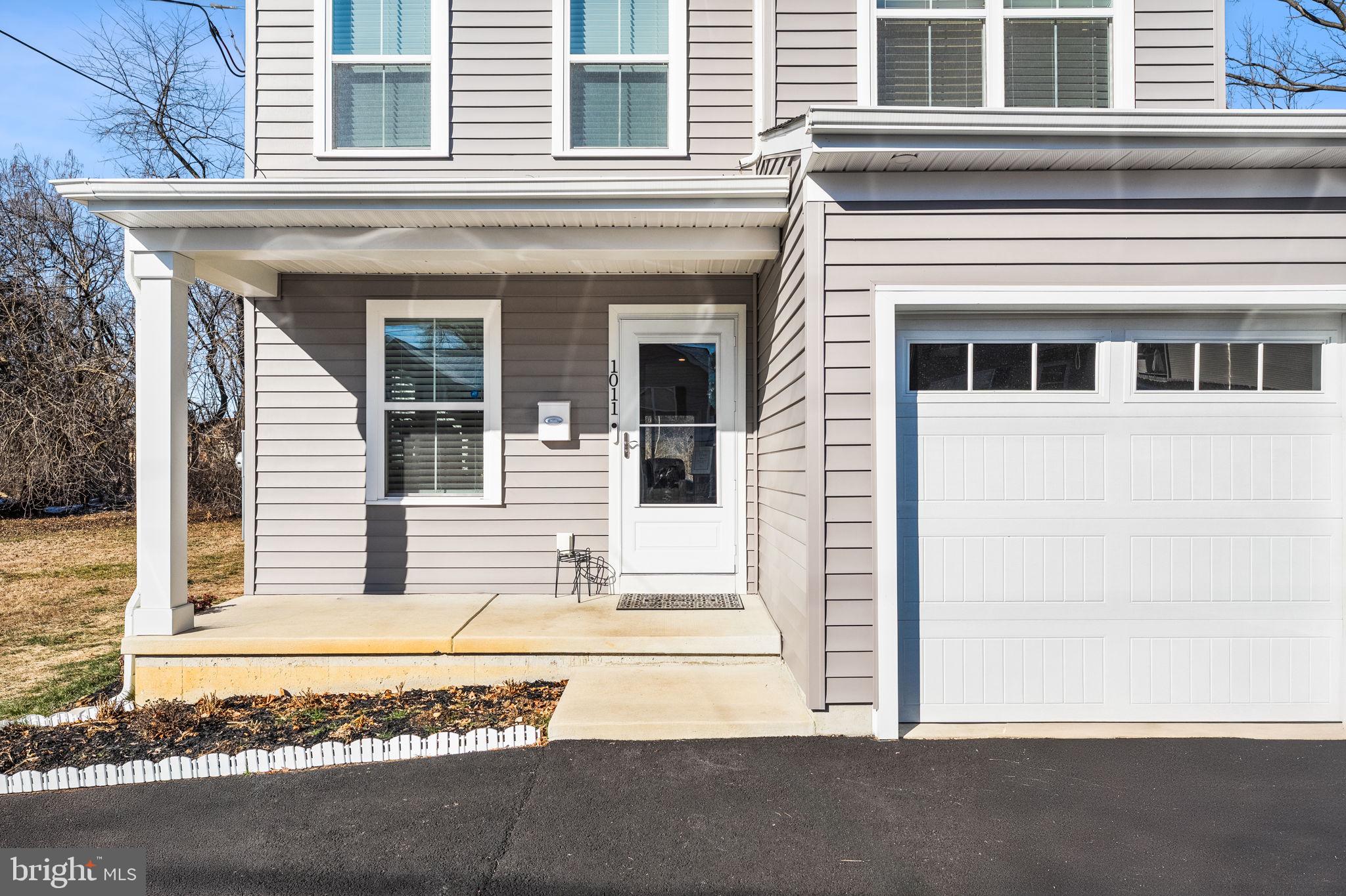 HOLLOWAY TERRACE - Residential