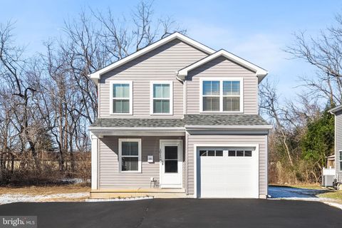 Homes For Sale - 1011 West Avenue<br/> NEW CASTLE, DE 19720