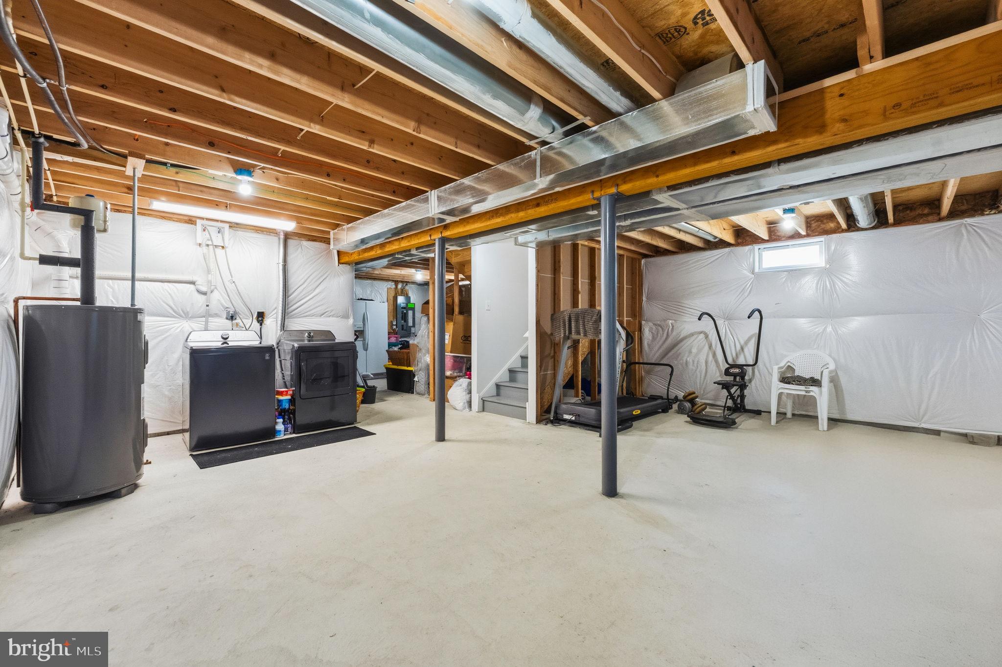 HOLLOWAY TERRACE - Residential