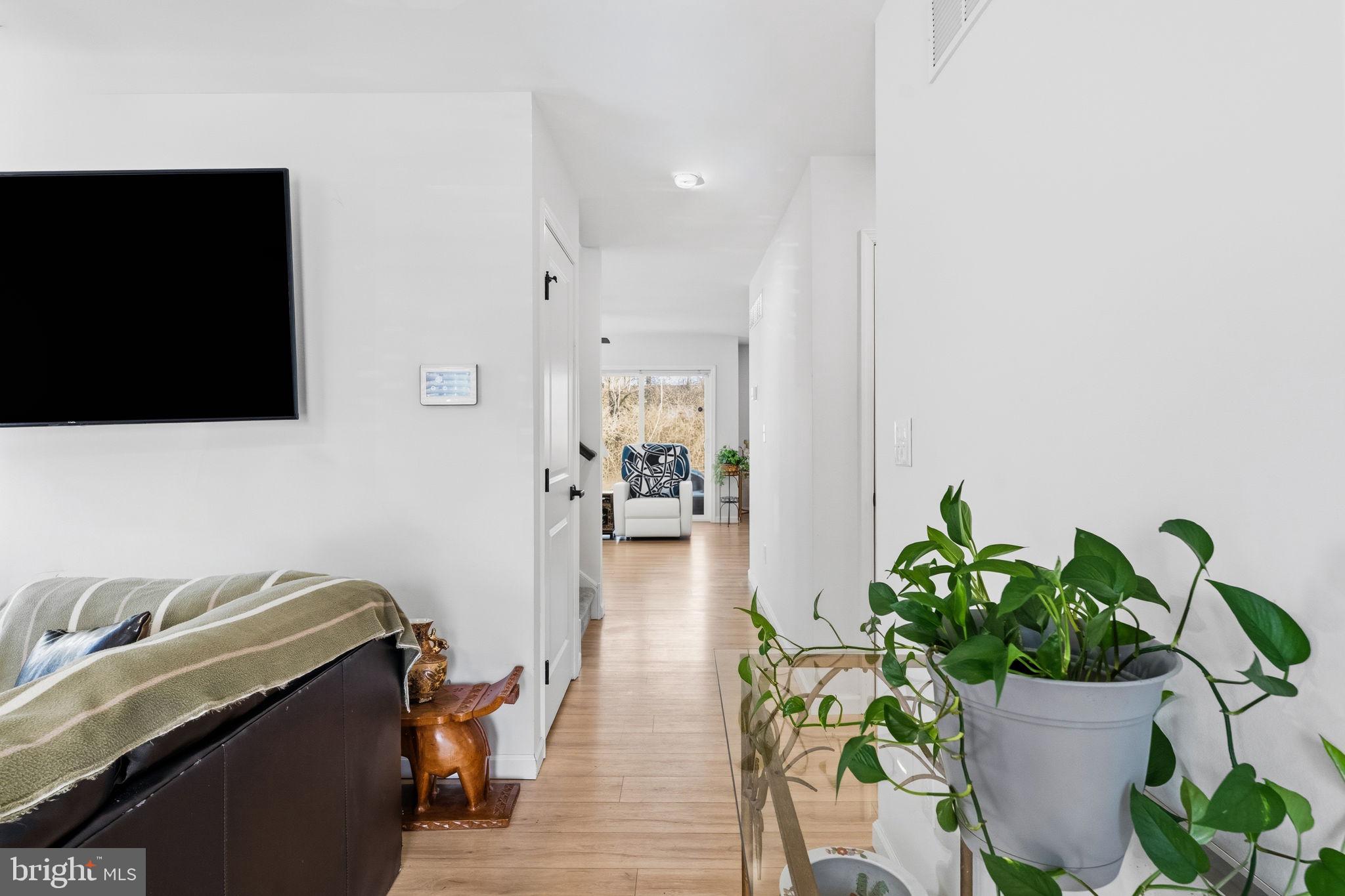 HOLLOWAY TERRACE - Residential