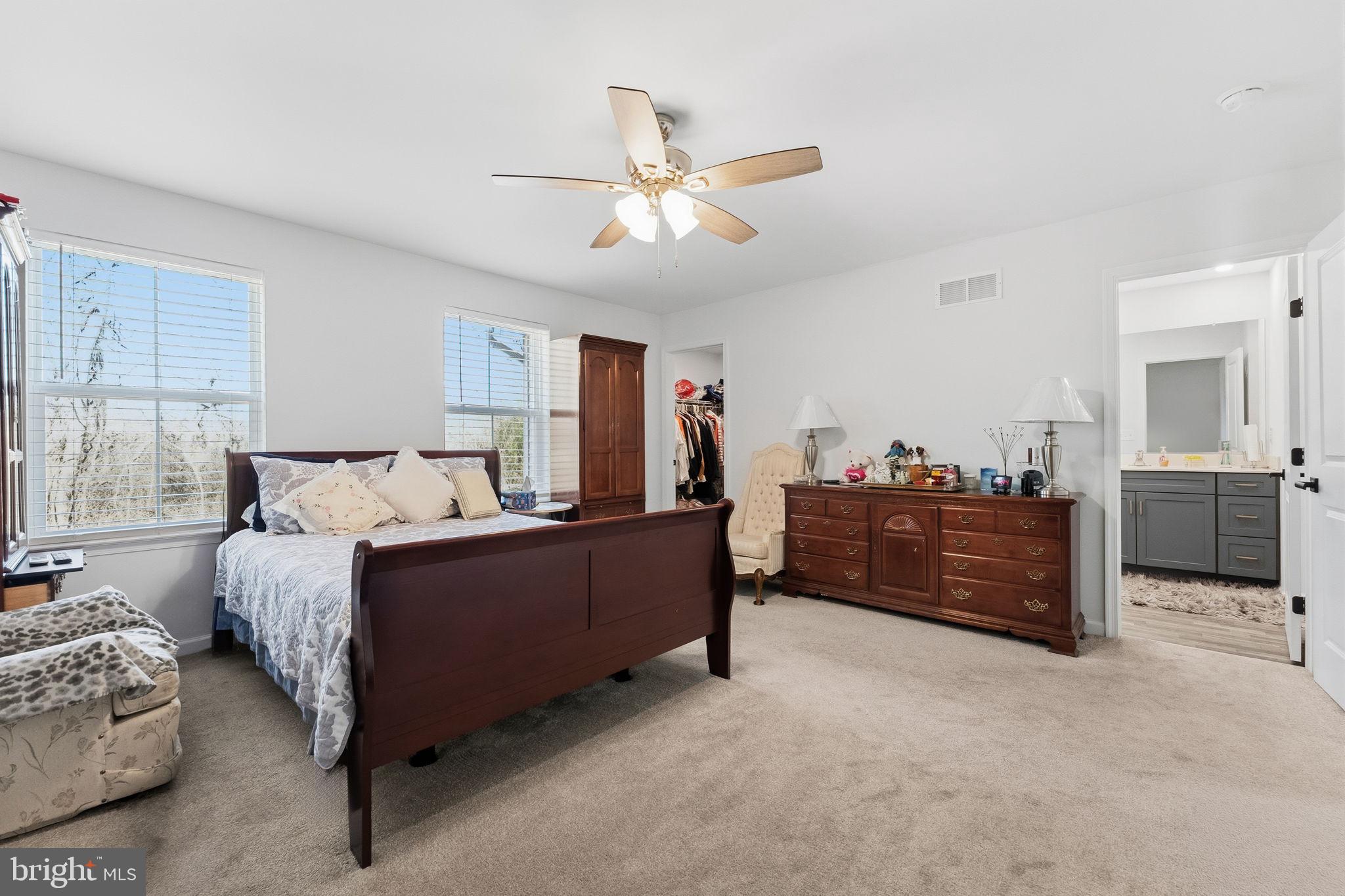 HOLLOWAY TERRACE - Residential