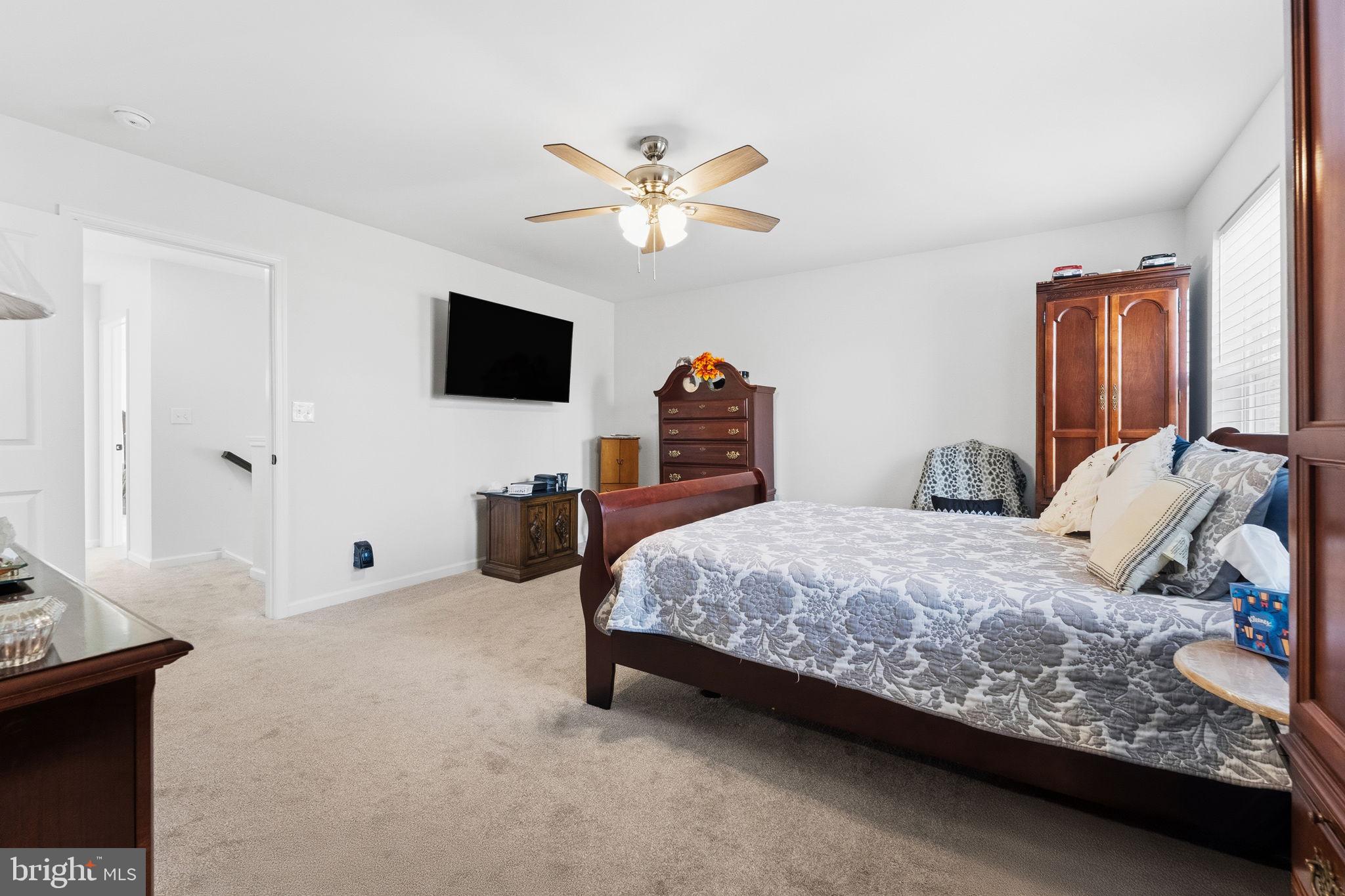 HOLLOWAY TERRACE - Residential