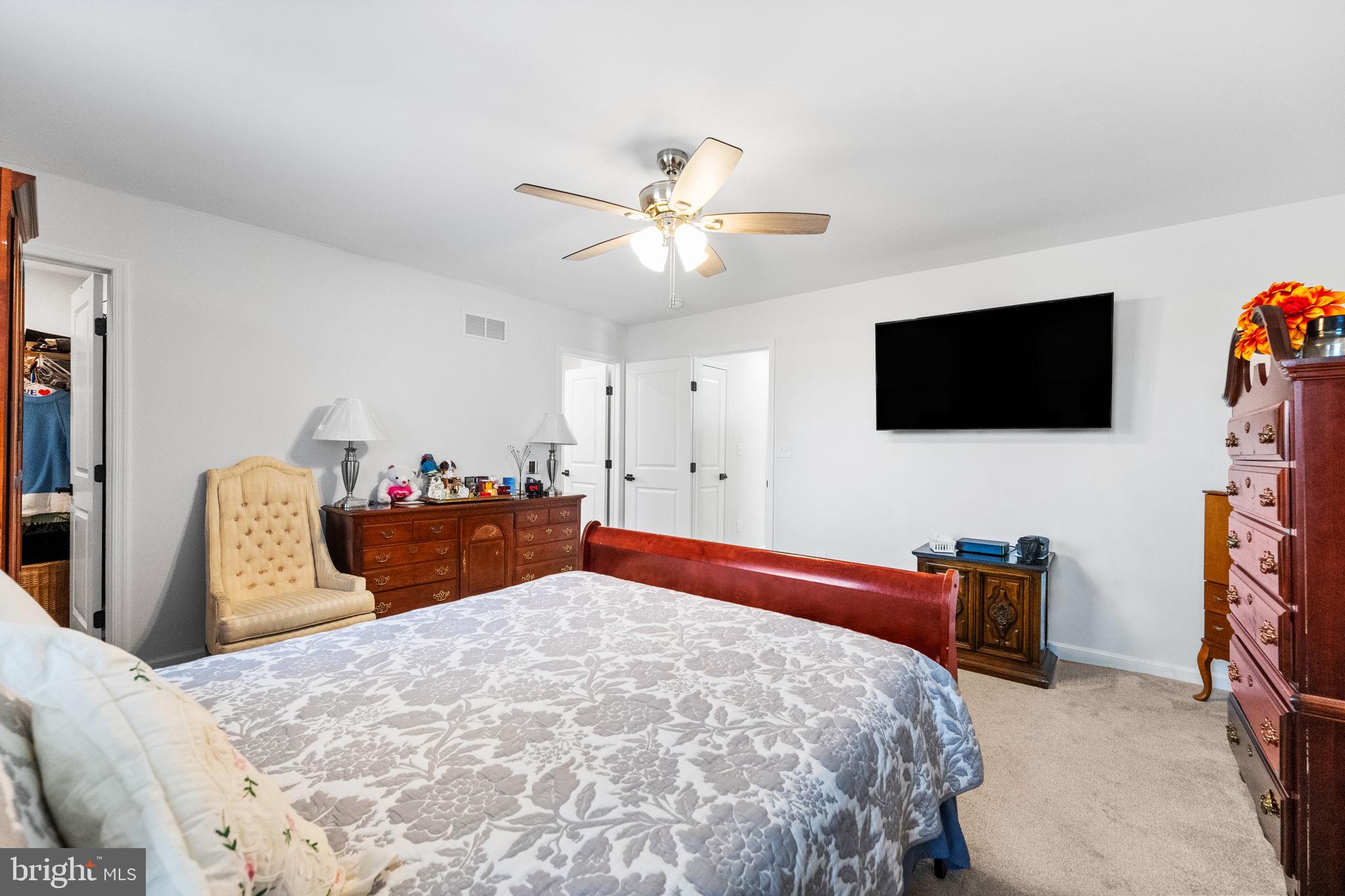 HOLLOWAY TERRACE - Residential