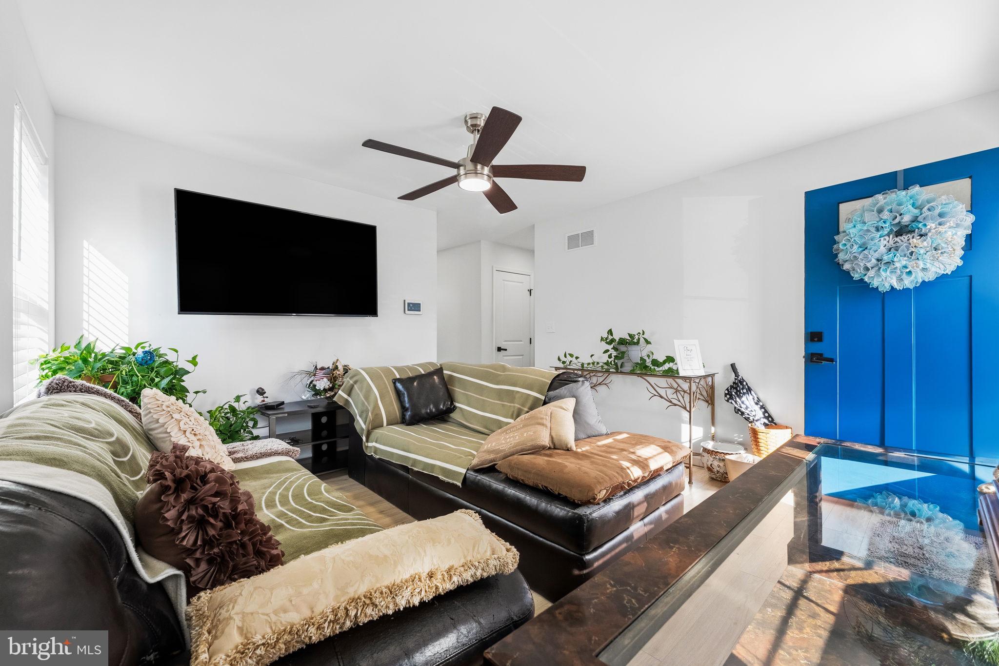 HOLLOWAY TERRACE - Residential