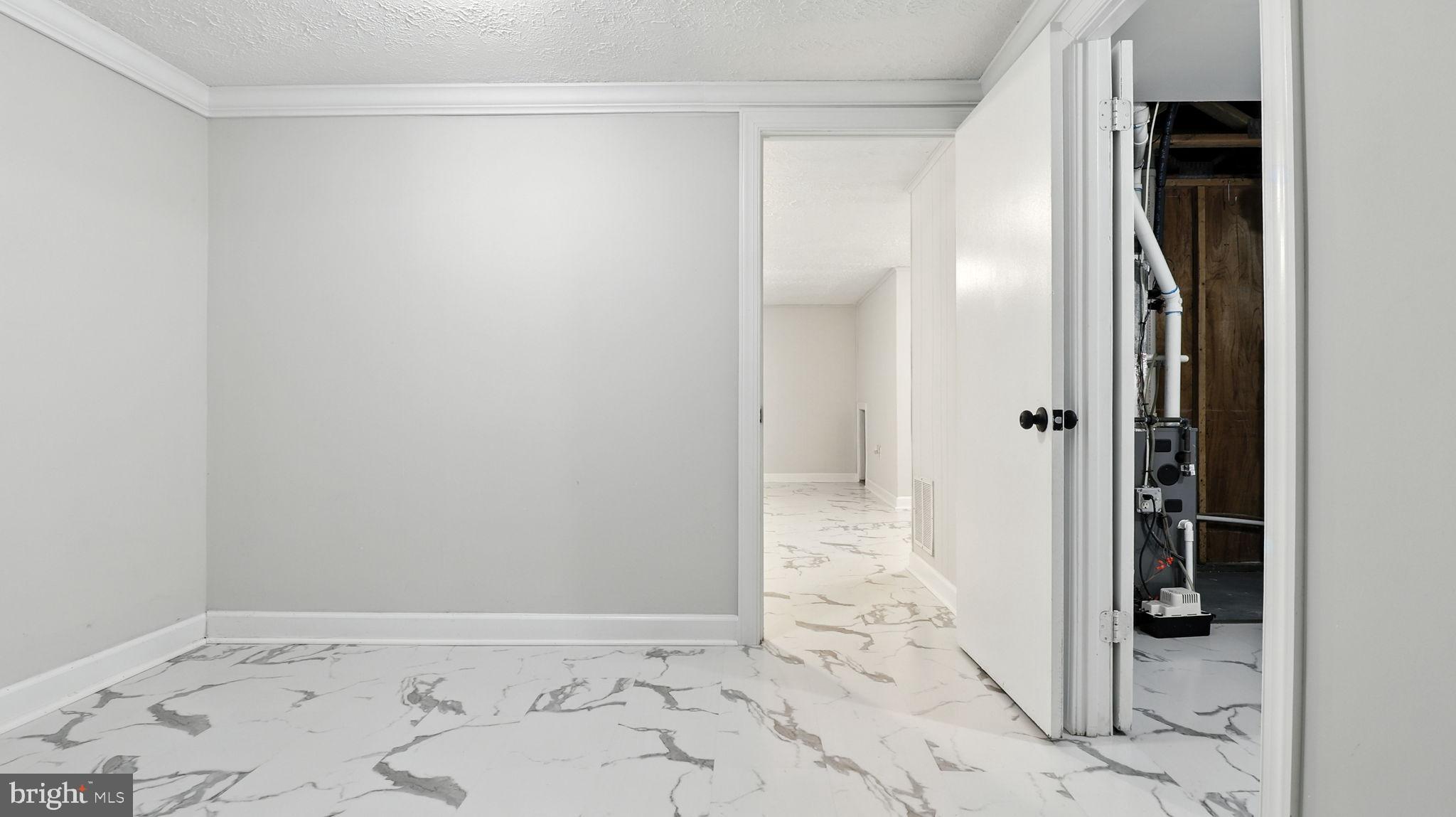 TWELVE TREES - Residential