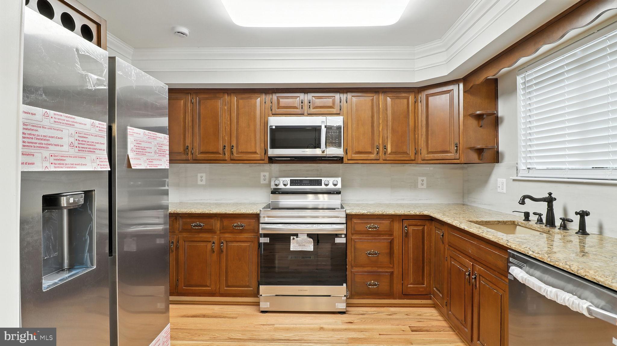 TWELVE TREES - Residential