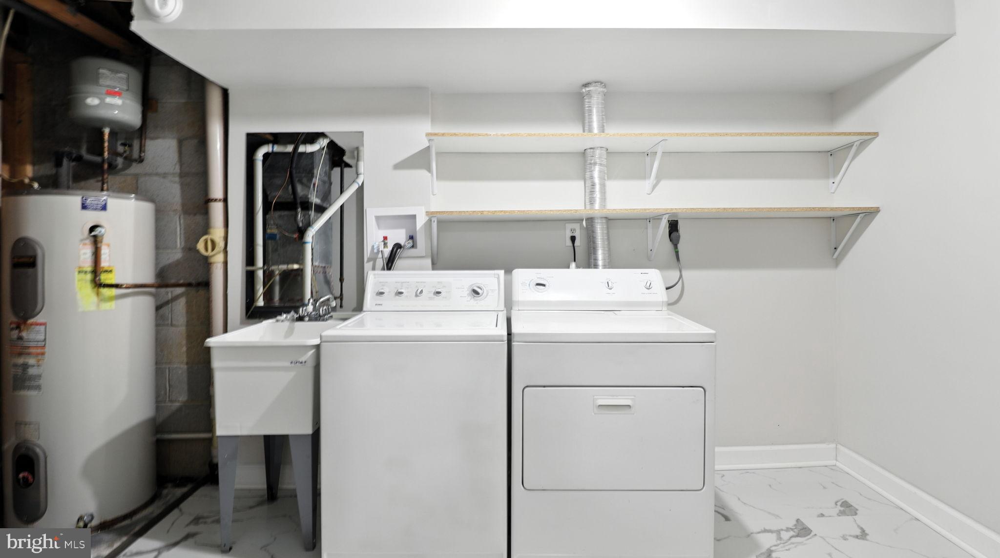 TWELVE TREES - Residential