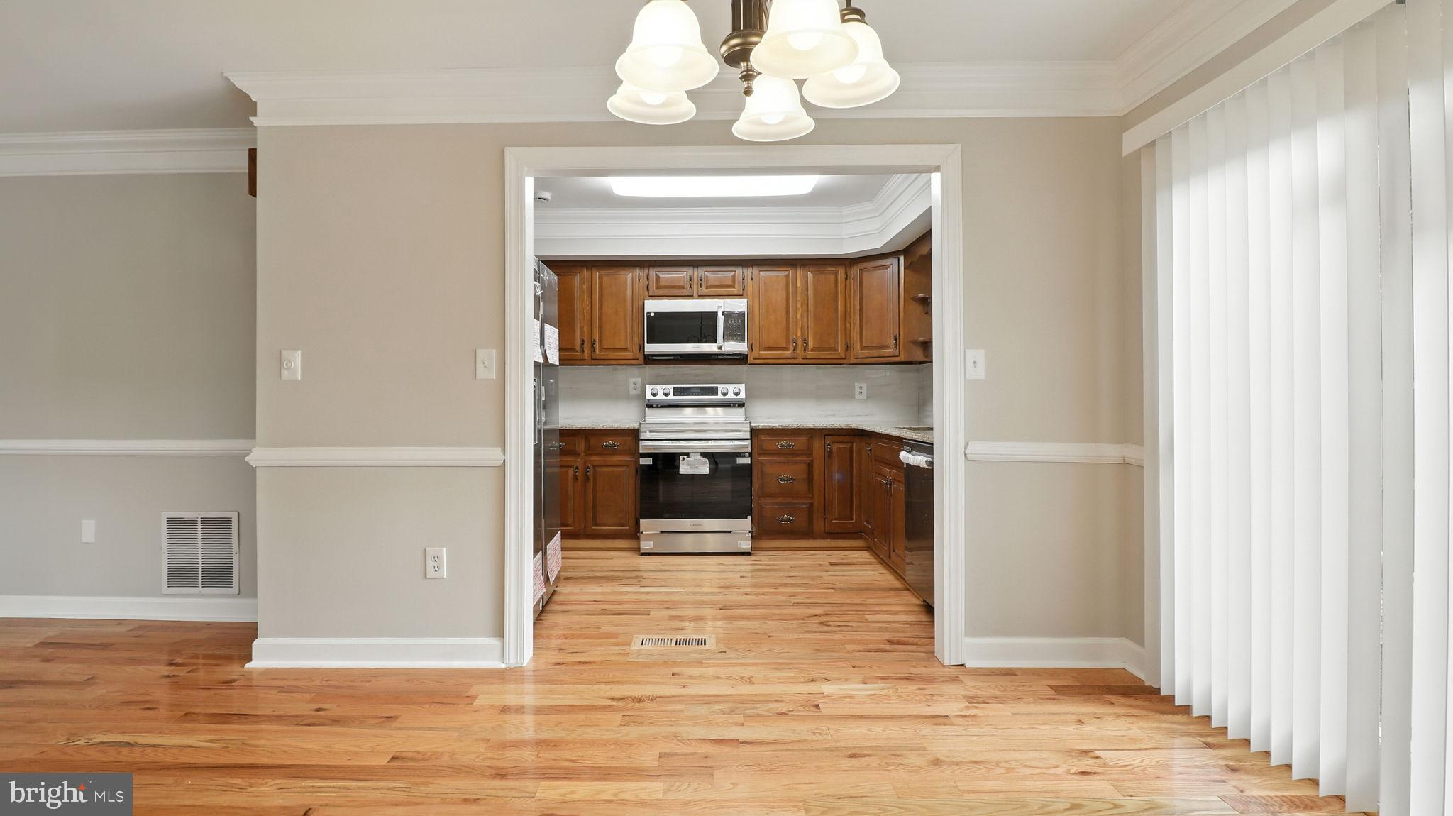 TWELVE TREES - Residential