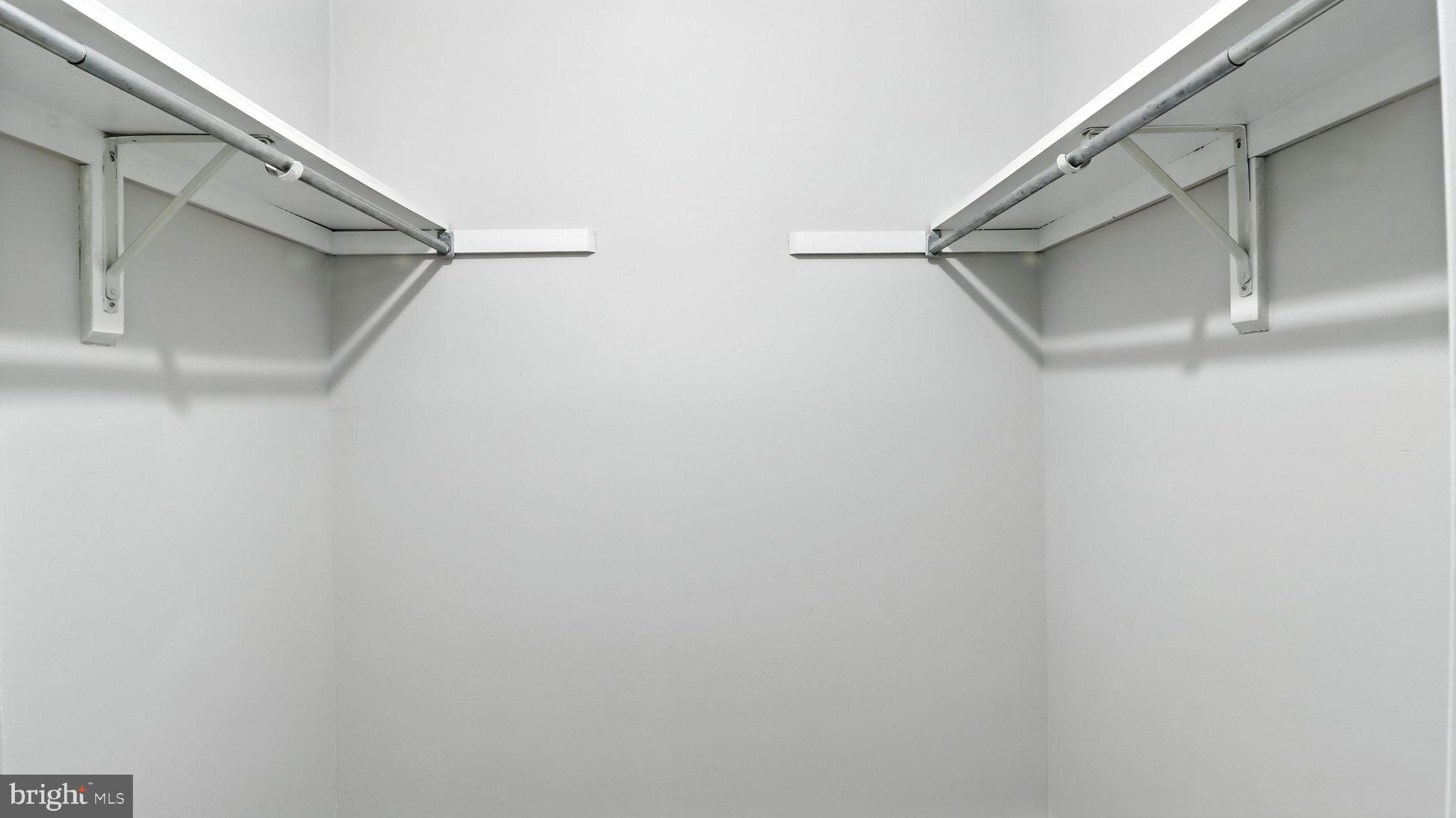 TWELVE TREES - Residential