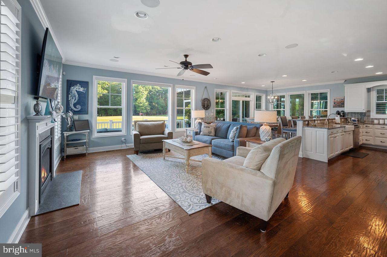 BAYSIDE - Residential