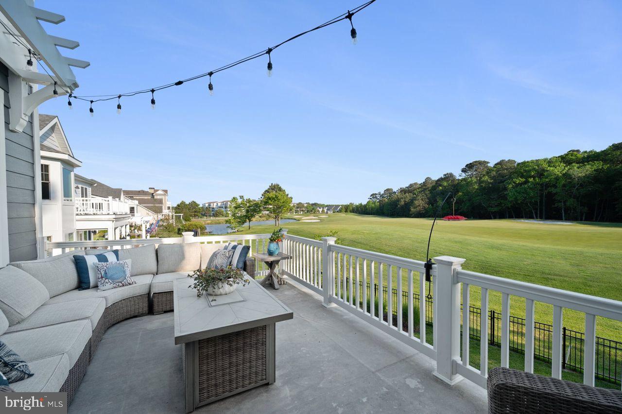 BAYSIDE - Residential