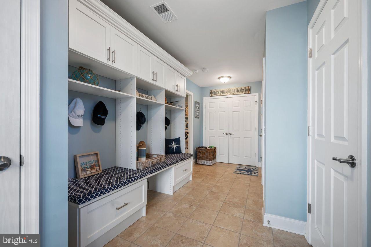 BAYSIDE - Residential