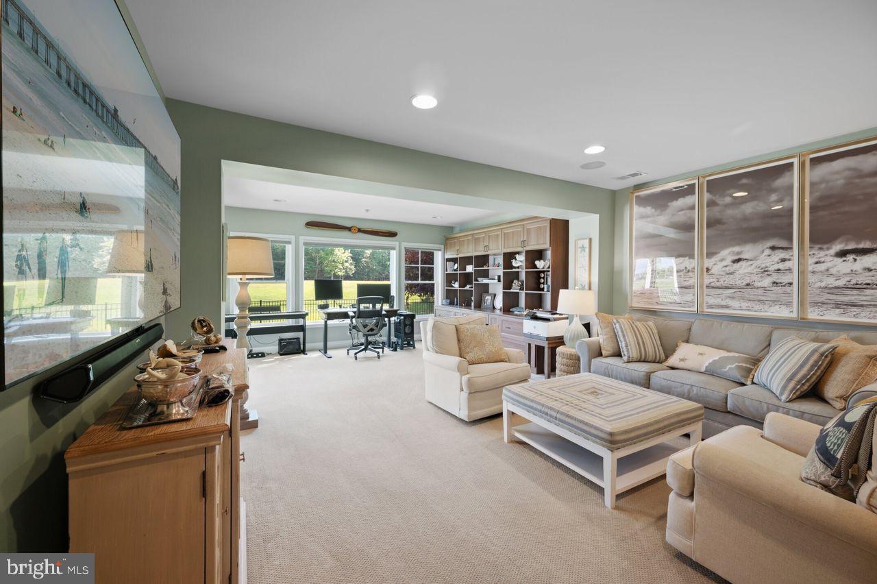 BAYSIDE - Residential