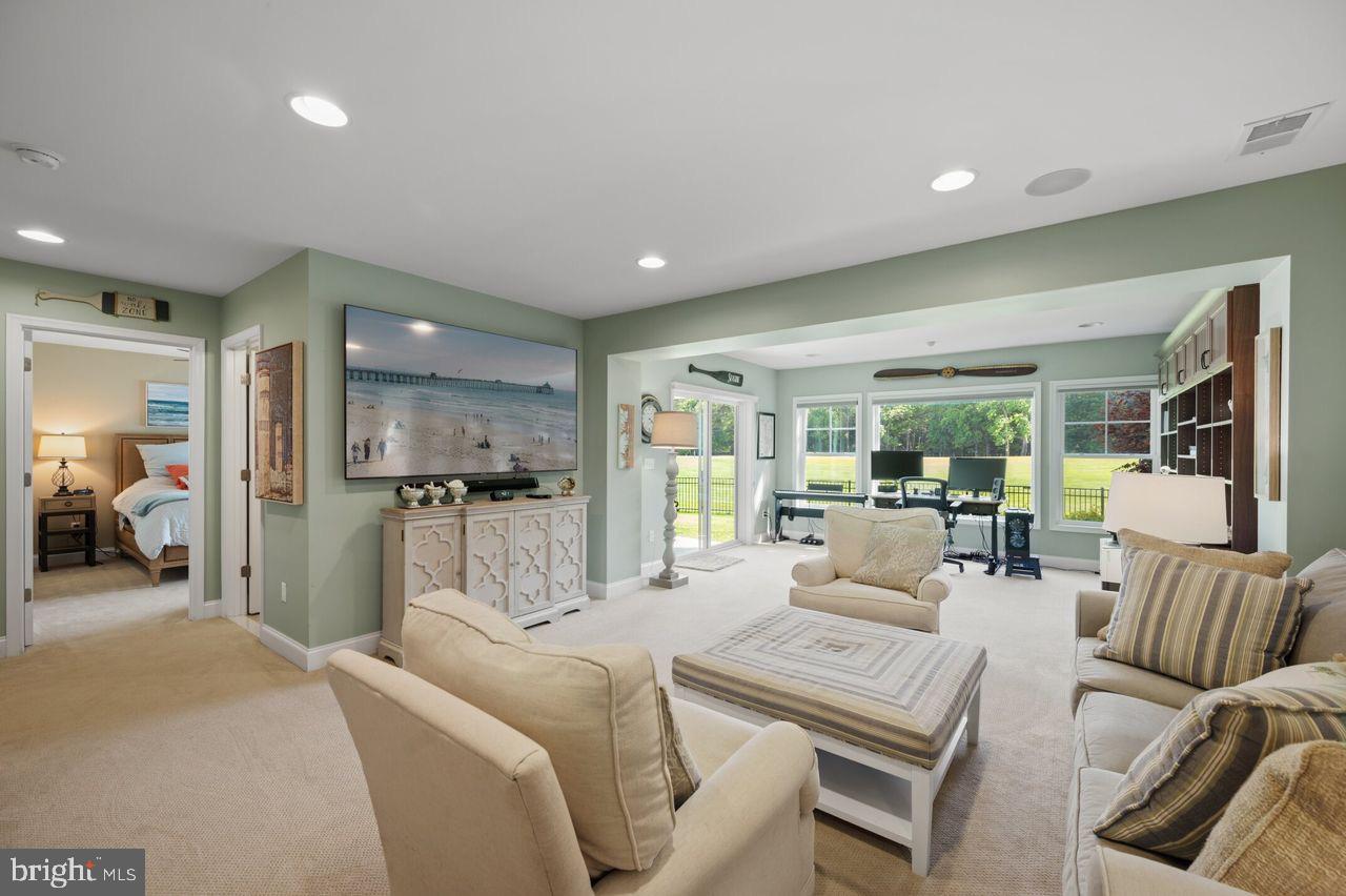 BAYSIDE - Residential