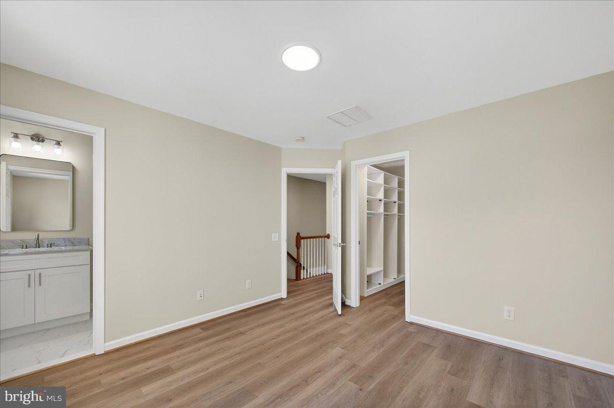 CHANTILLY - Residential