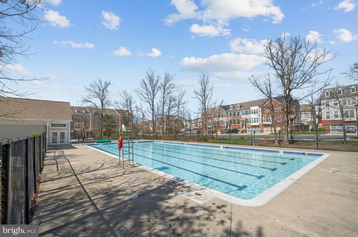 CHANTILLY - Residential